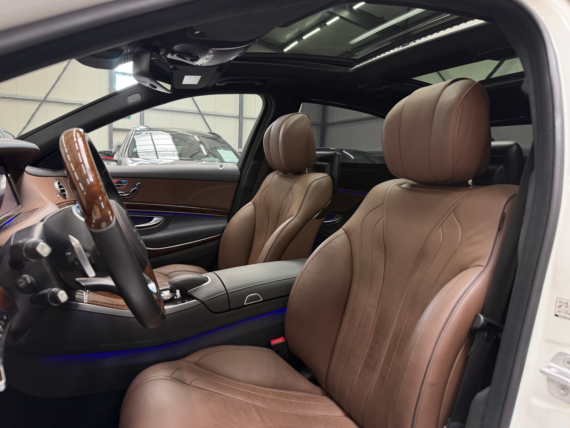 MERCEDES-BENZ S 350 L AMG-Line BlueTEC 4Matic 7G-Tronic-image-20