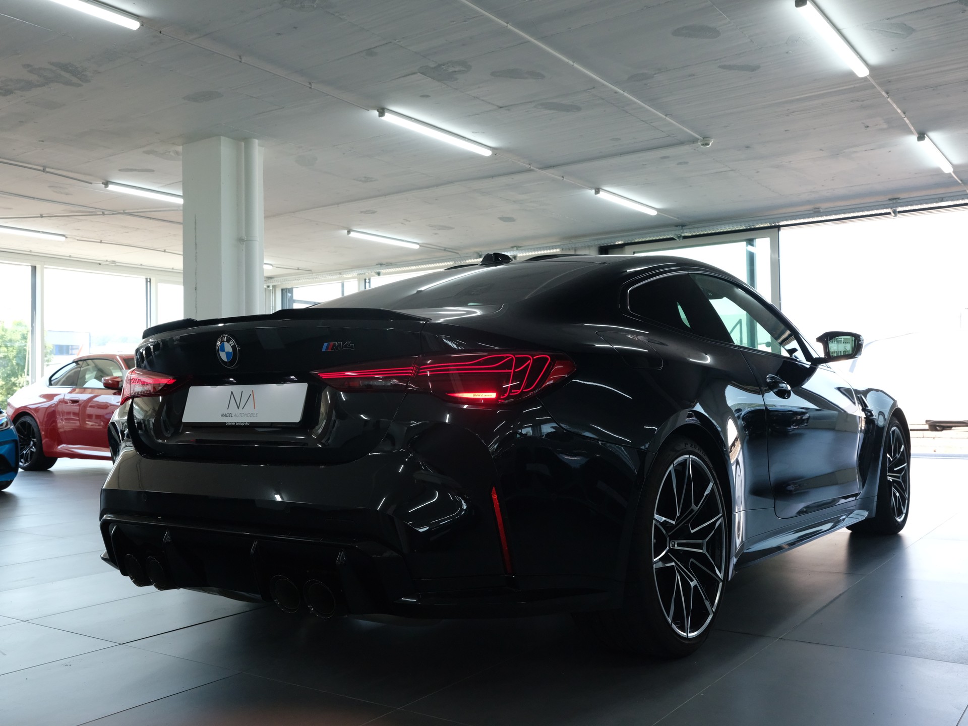 BMW M4 Coupé *M-Performance* *Wide Screen* *1.Hand*-image-2