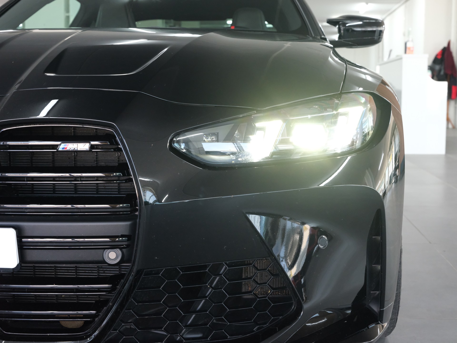 BMW M4 Coupé *M-Performance* *Wide Screen* *1.Hand*-image-10