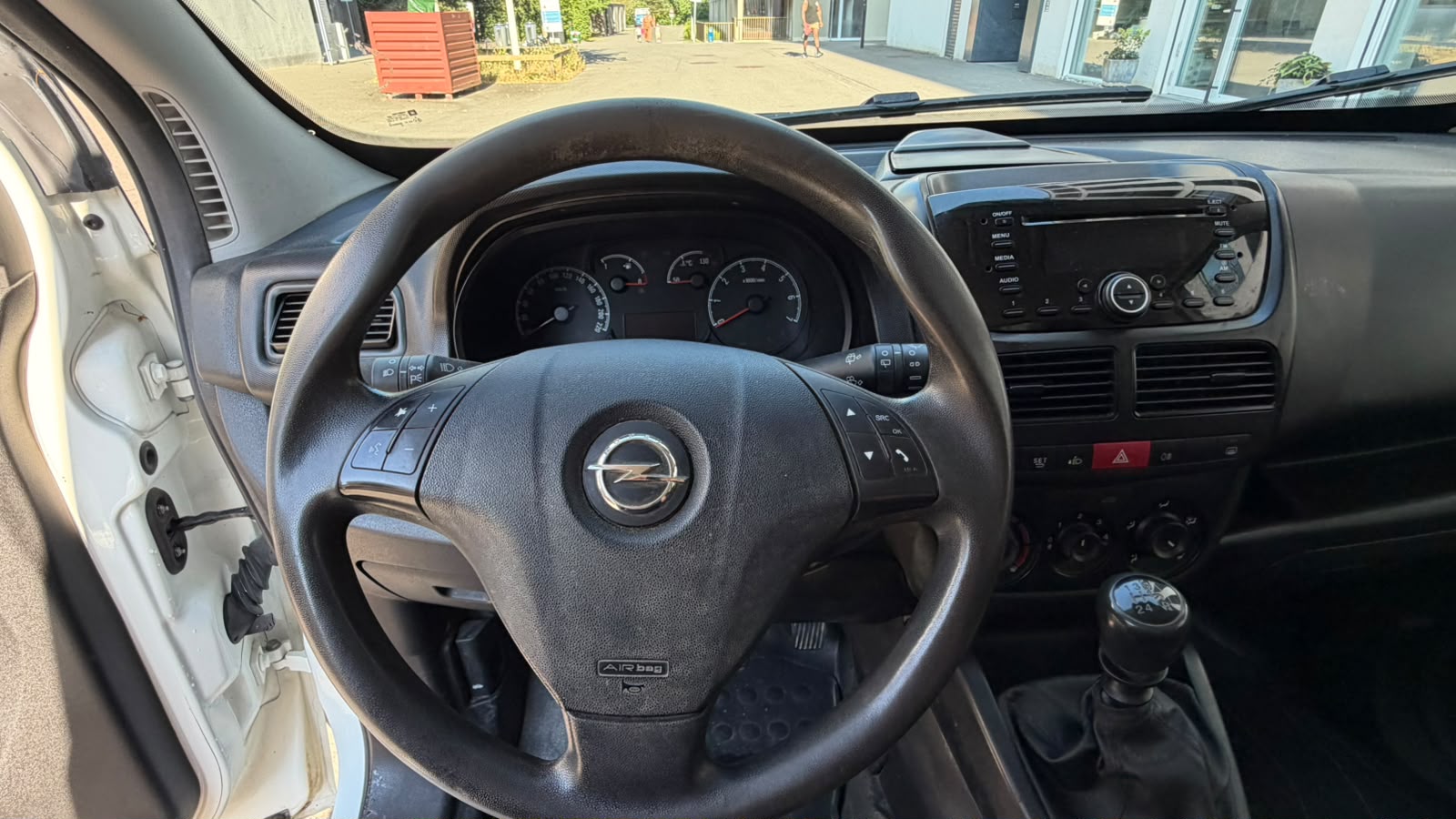 OPEL Combo 1.4i 2.2 L1H1-image-10
