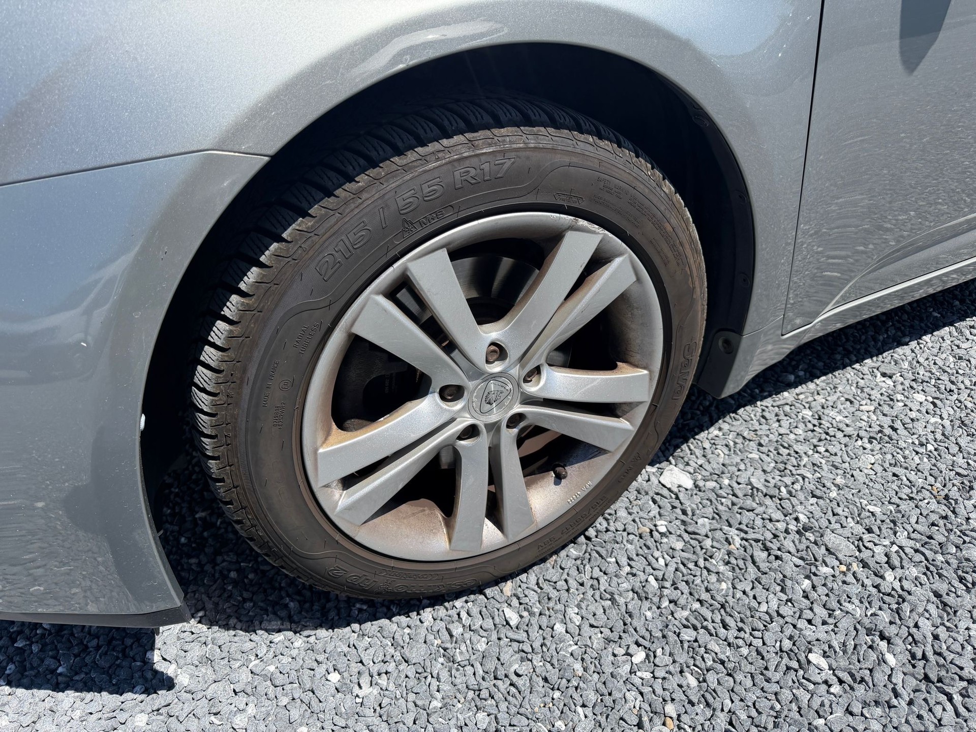 TOYOTA Avensis Sportswagon 2.2D-CAT Linea Sol Premium-image-12