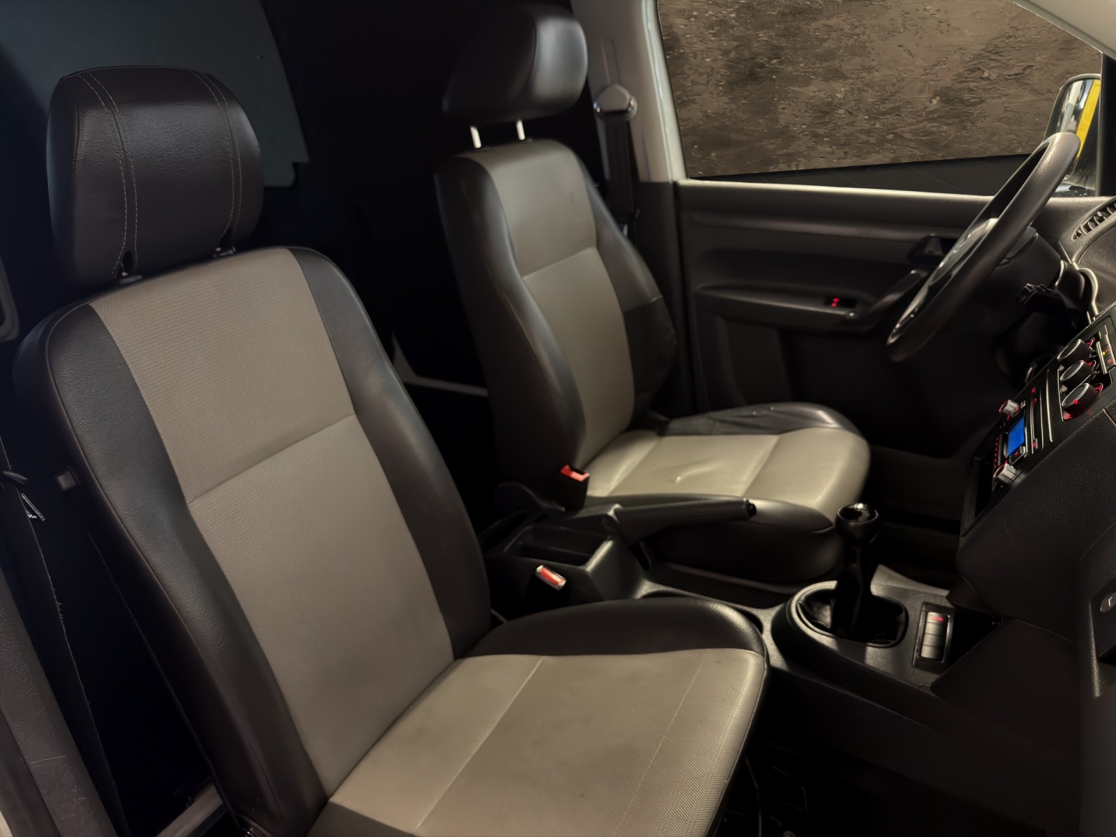 VW Caddy Maxi 2.0 EcoFuel-image-10