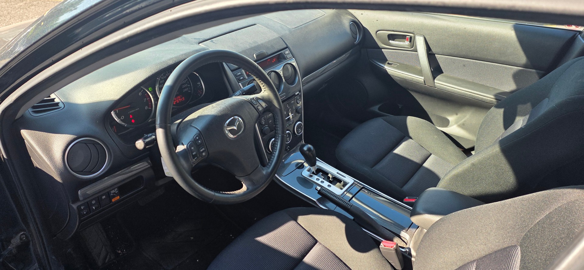 MAZDA 6 2.0 16V Exclusive-image-5