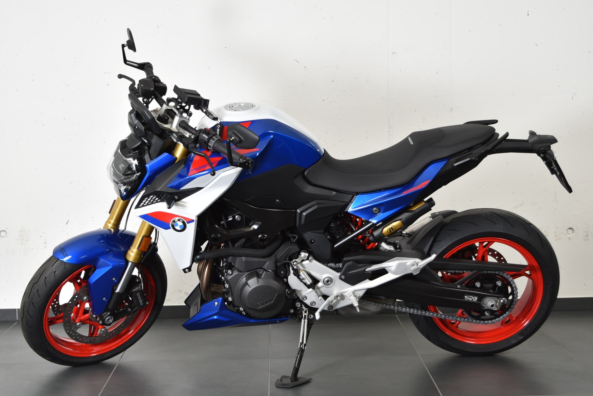 BMW F 900 R