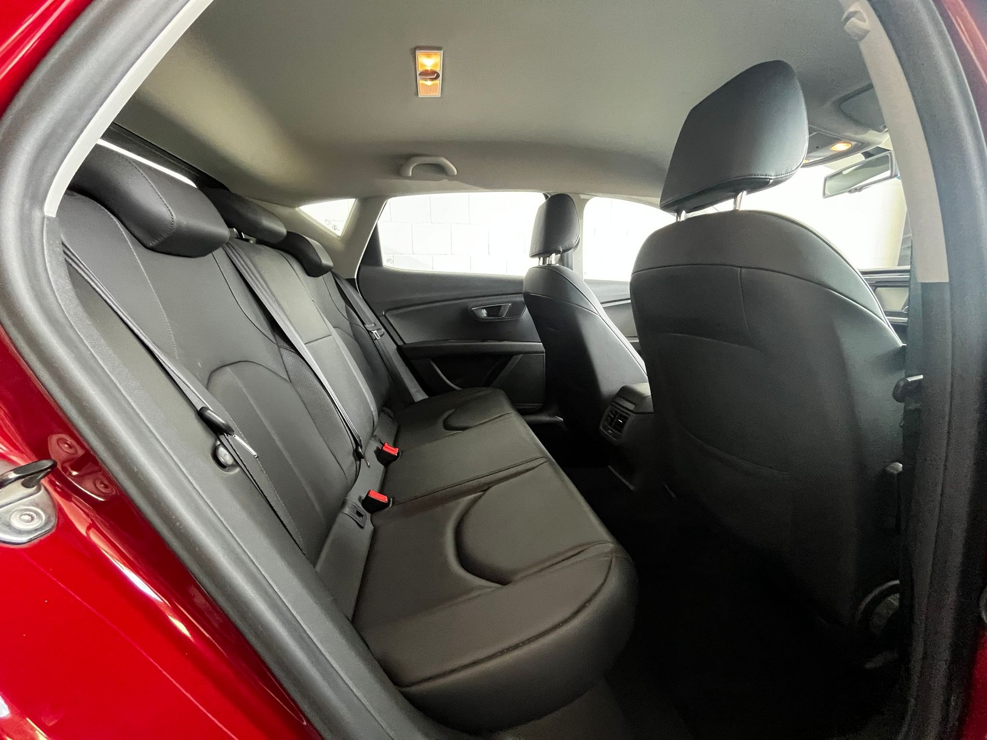 SEAT Leon 1.2 TSI Style DSG-image-13