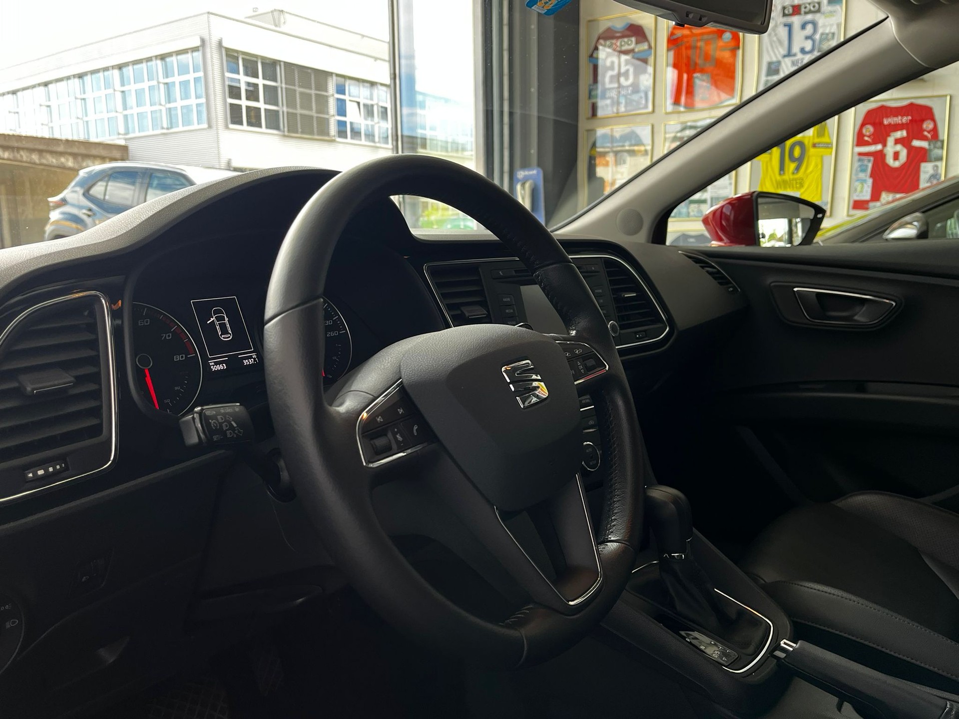 SEAT Leon 1.2 TSI Style DSG-image-11