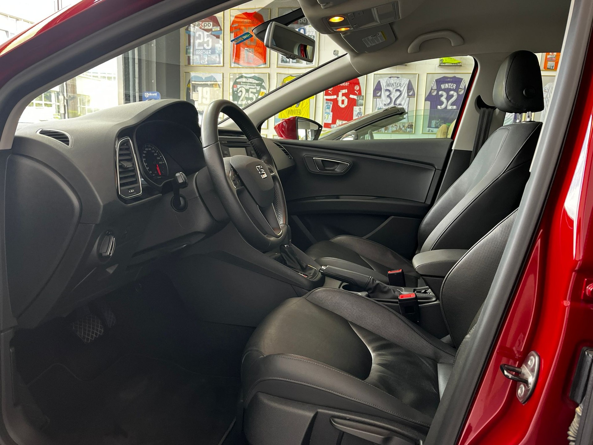 SEAT Leon 1.2 TSI Style DSG-image-9