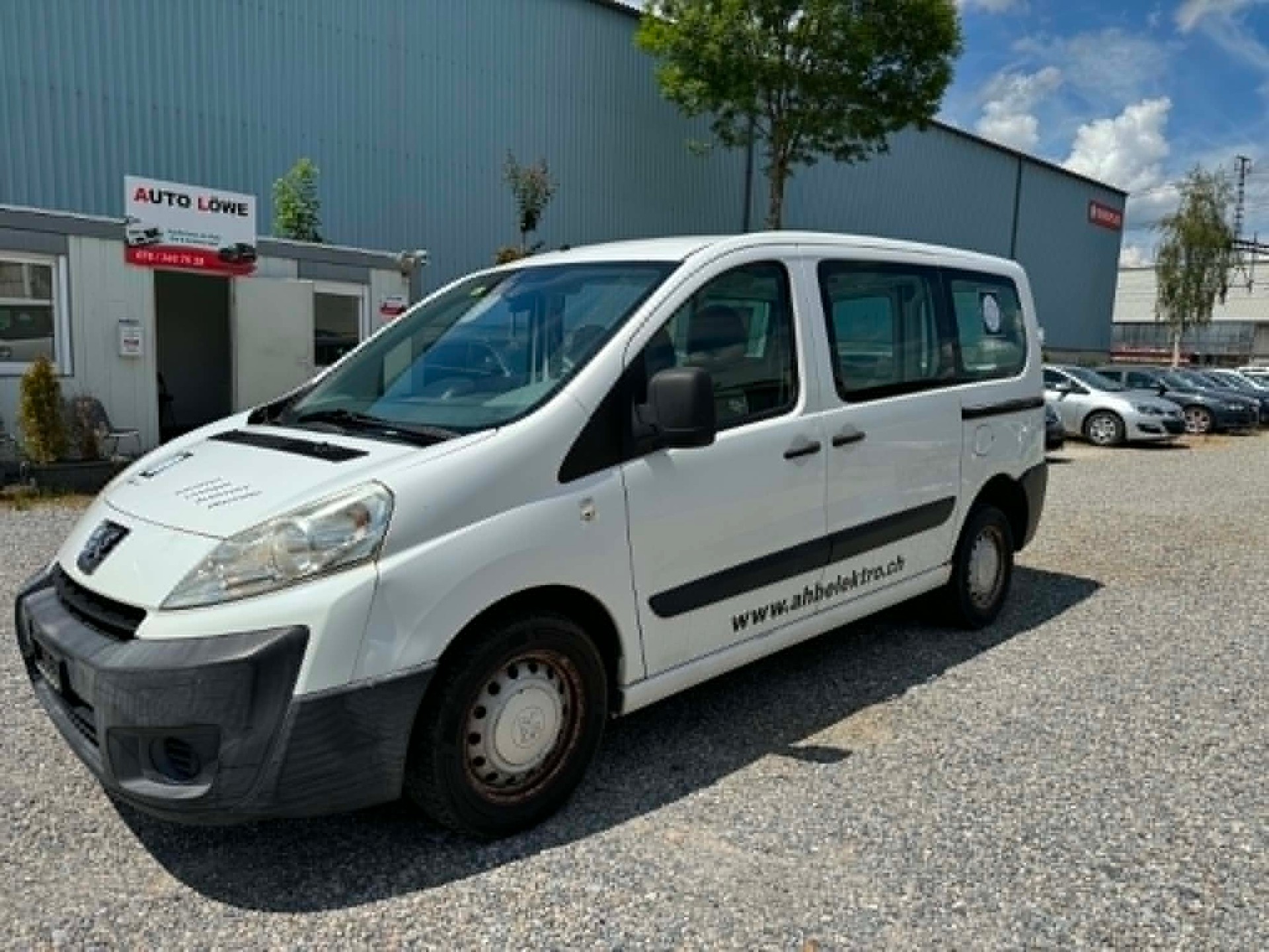 PEUGEOT Expert 2.0 HDi 229 L2H1-image-0