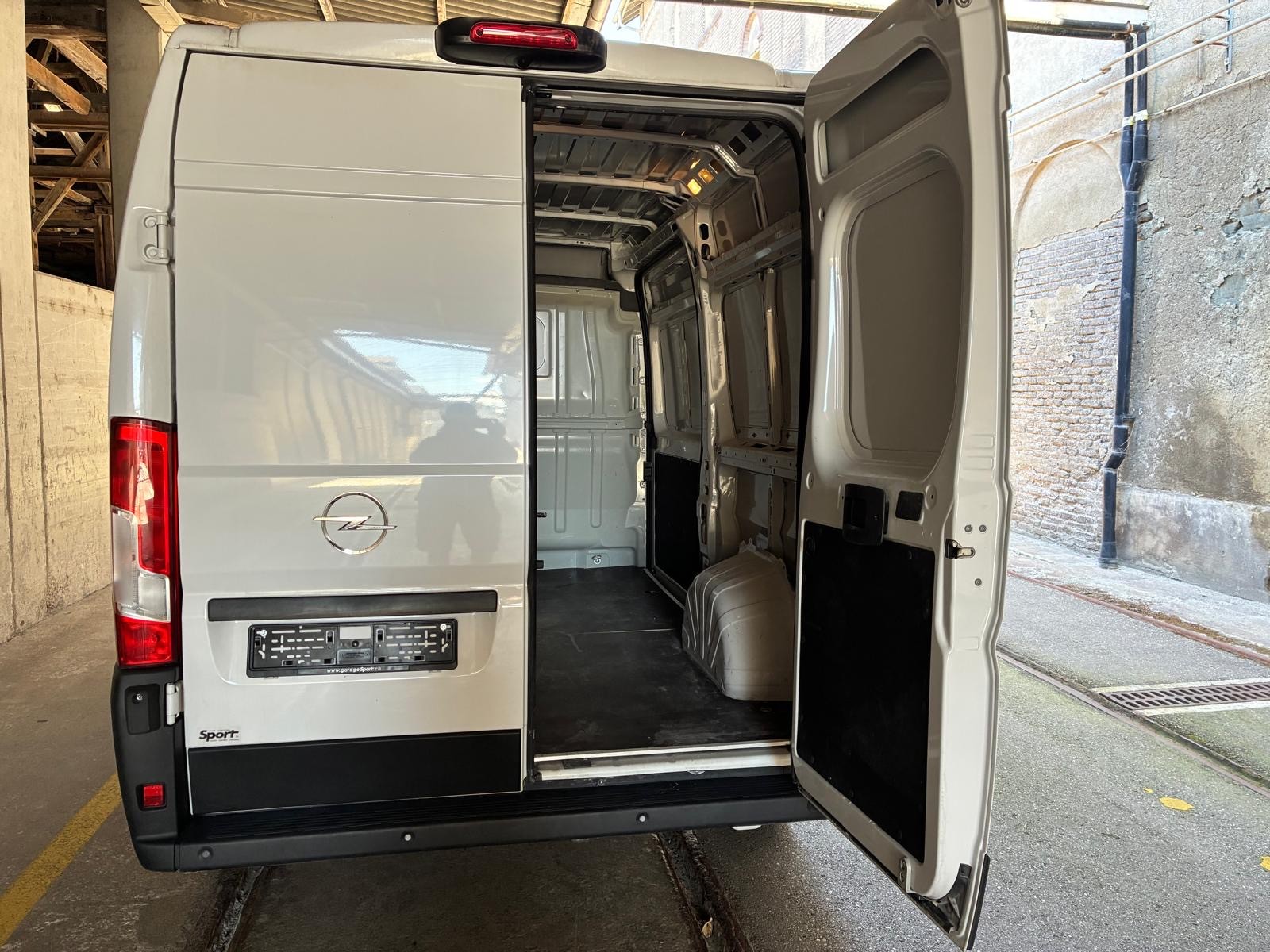 OPEL Movano 2.2 d 3,5t L2H2 Heavy Essentia-image-6