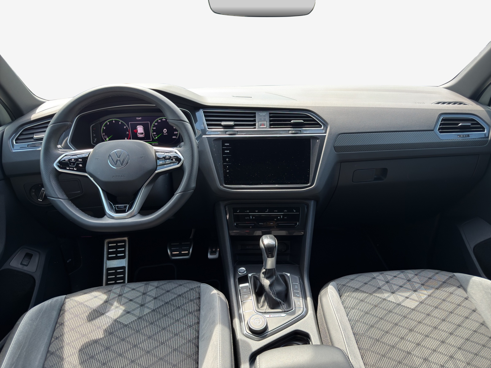 VW Tiguan 2.0TSI R-Line 4Motion DSG-image-8