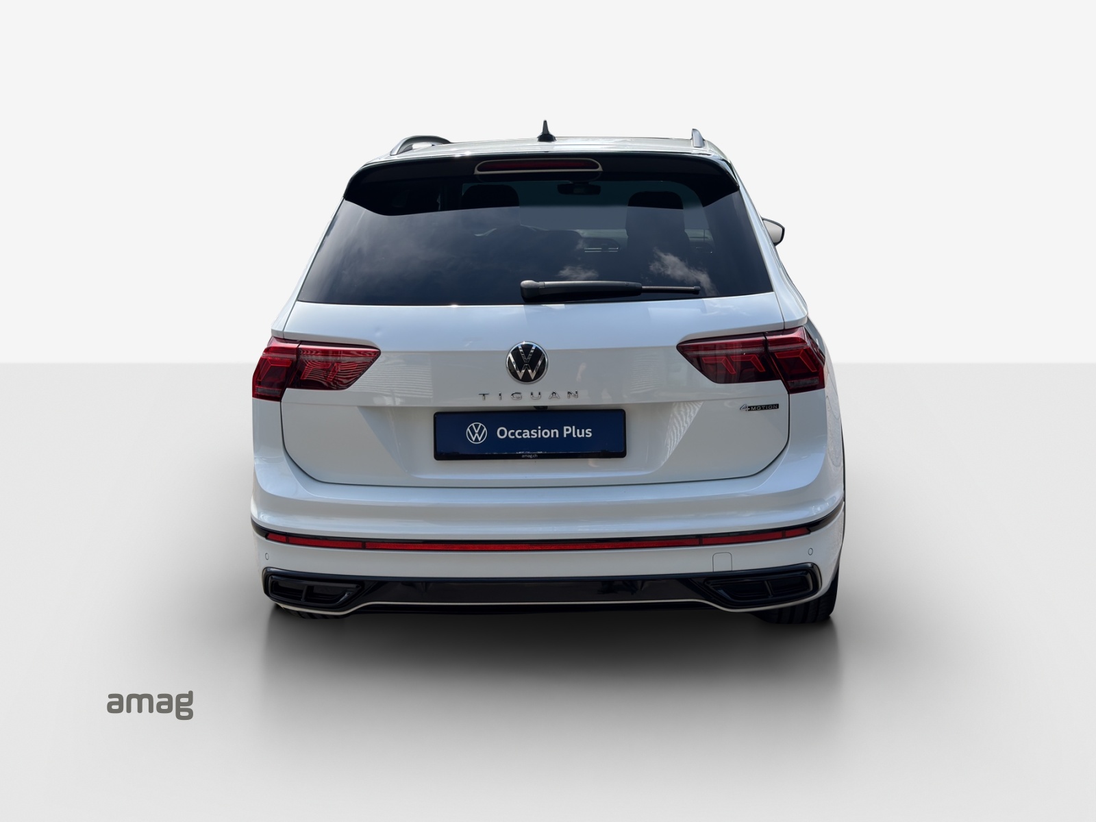 VW Tiguan 2.0TSI R-Line 4Motion DSG-image-3