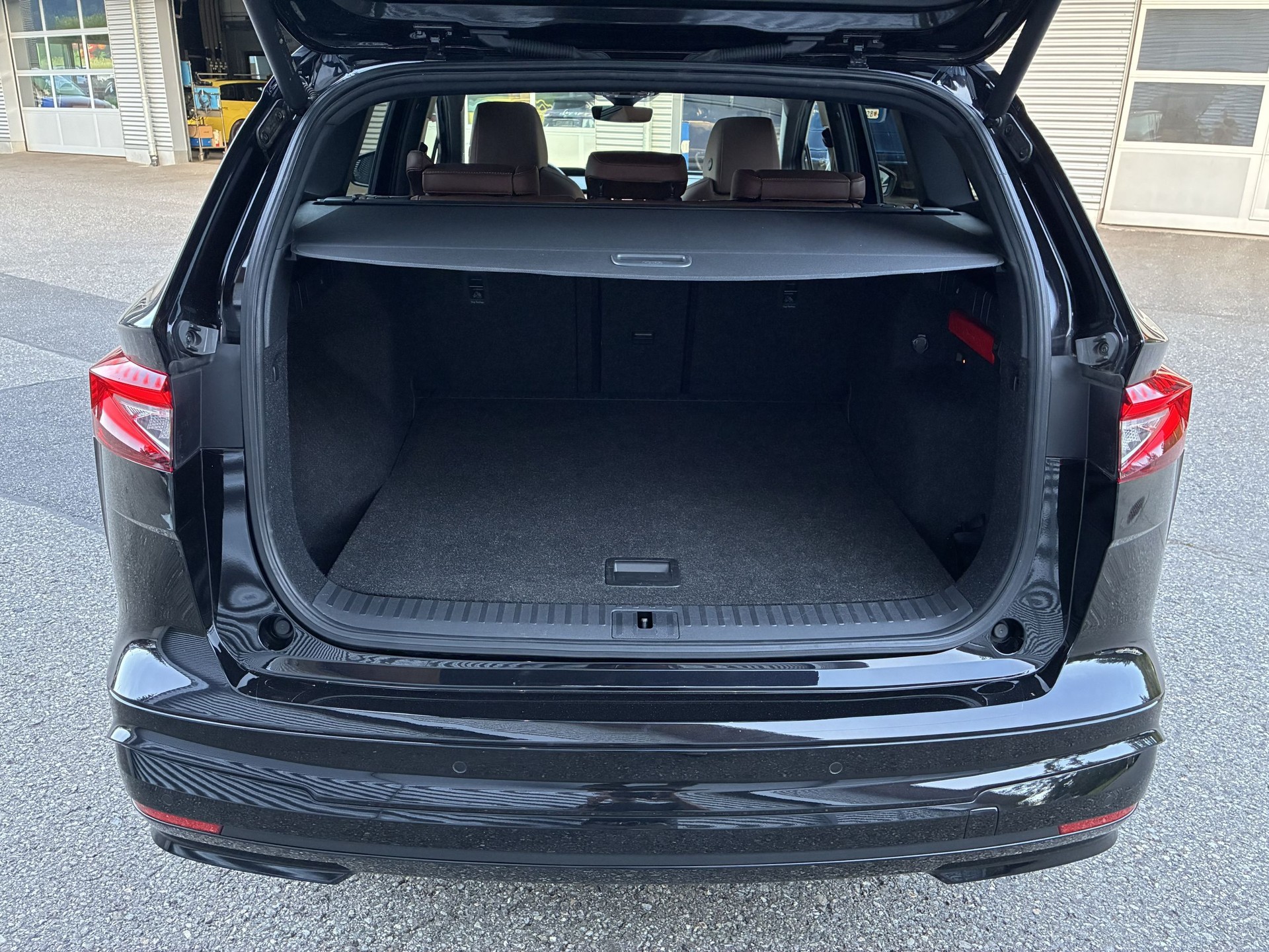 SKODA ENYAQ iV 80x Founders Edition-image-7