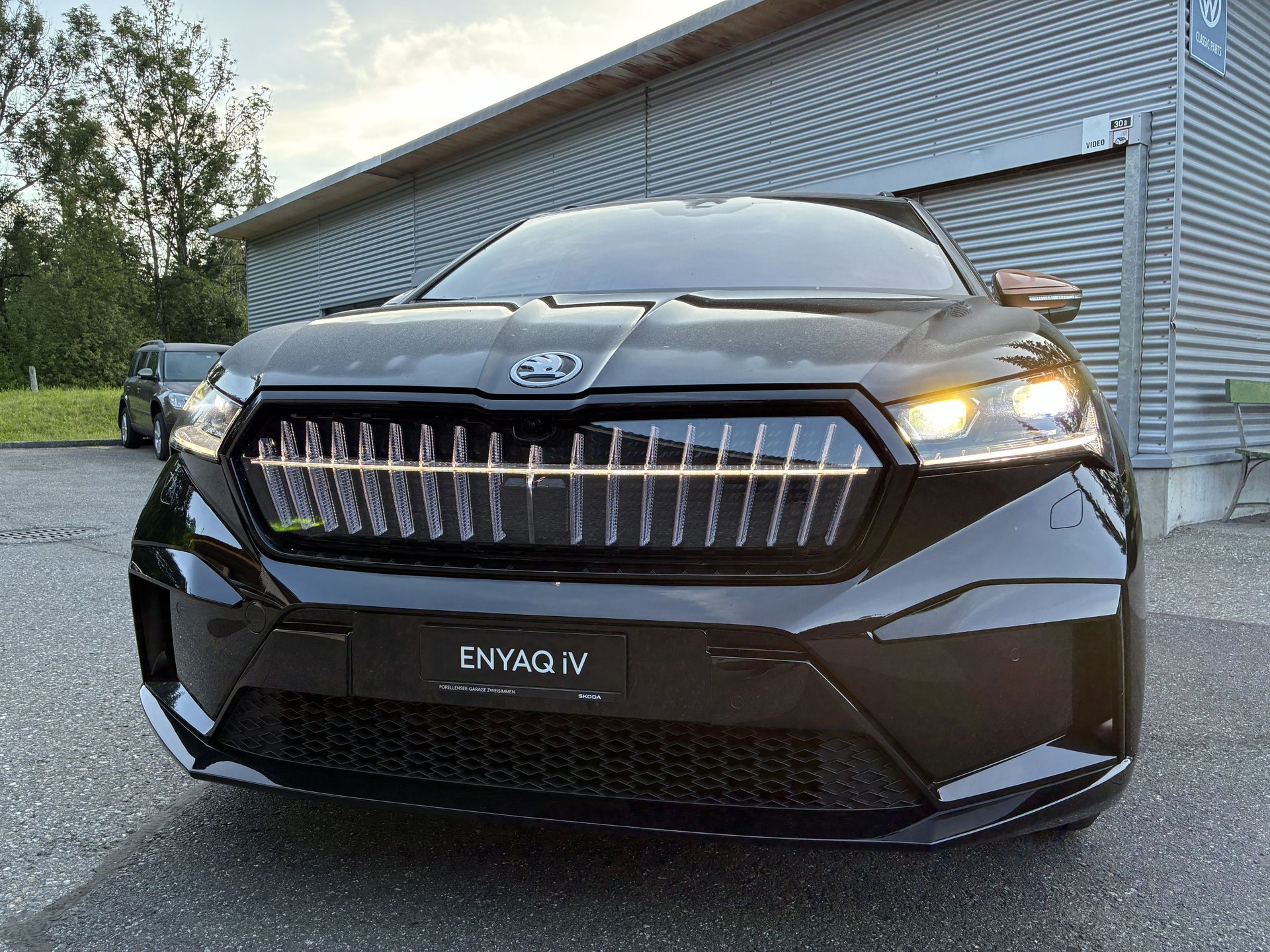SKODA ENYAQ iV 80x Founders Edition-image-2