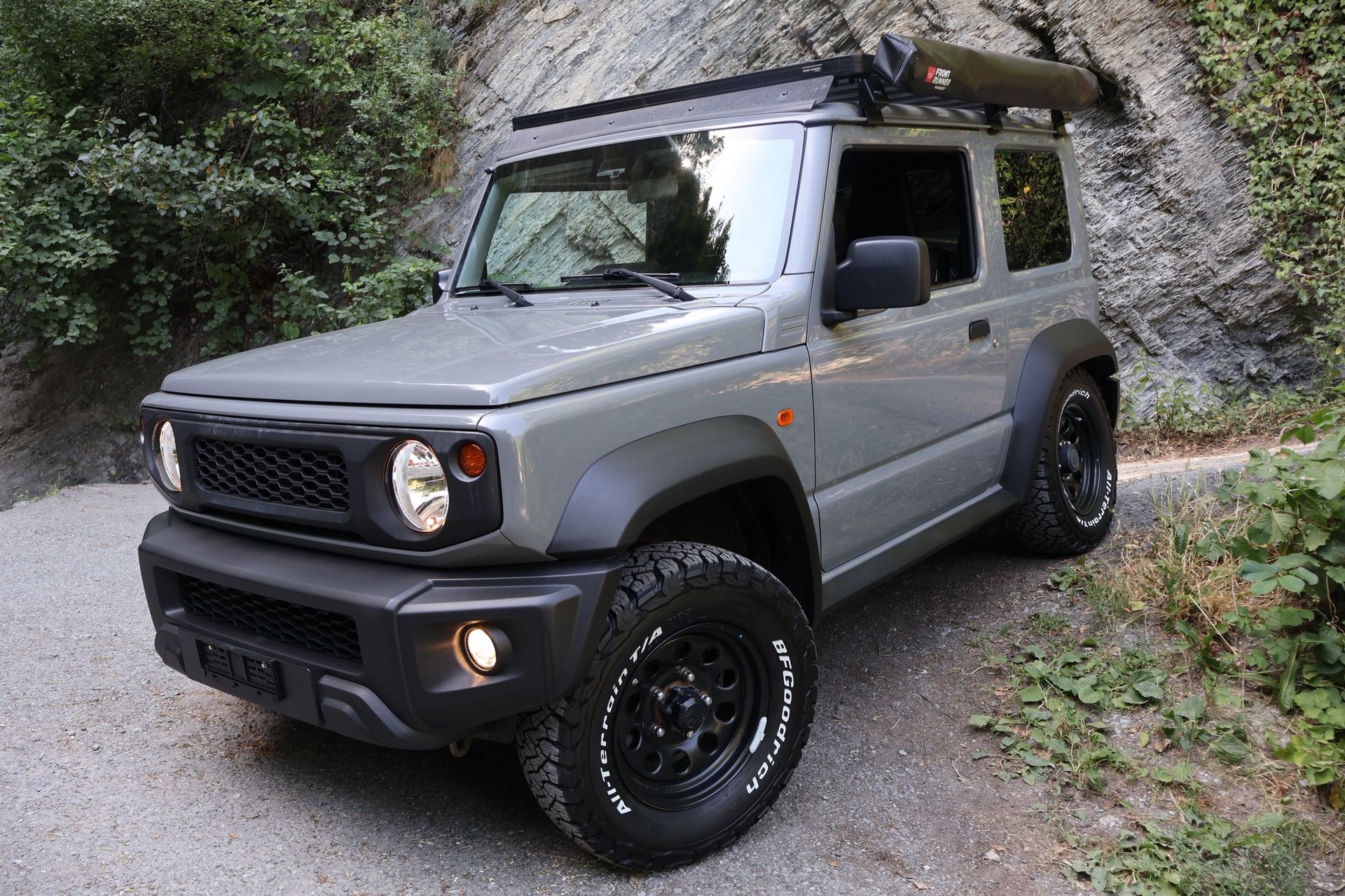SUZUKI Jimny 1.5 Compact Top 4x4-image-2