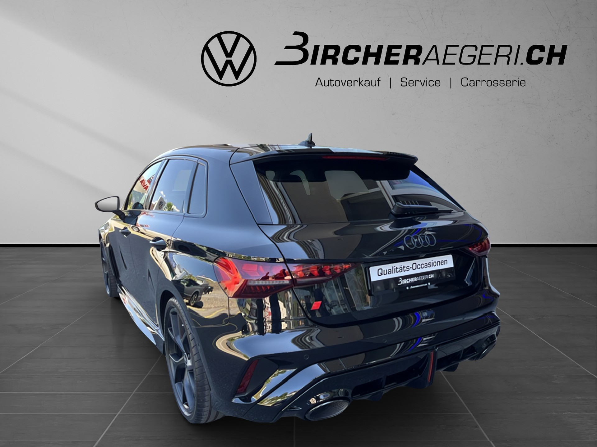 AUDI RS3 Sportback 2.5 TSI quattro S-tronic-image-4