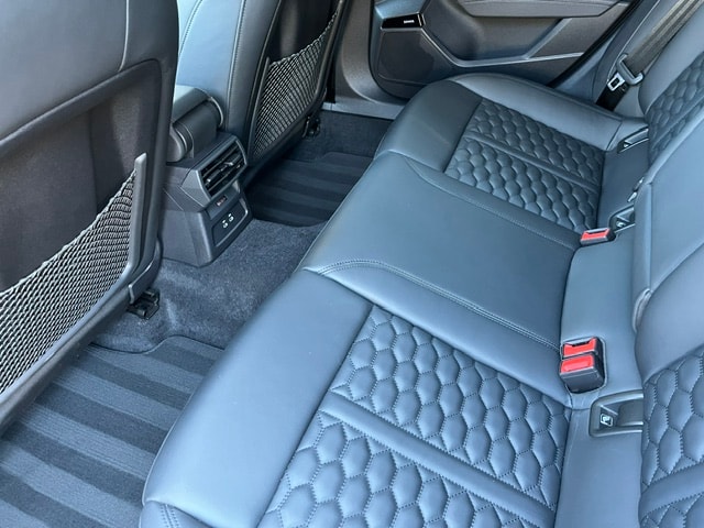 AUDI RS3 Sportback 2.5 TSI quattro S-tronic-image-22