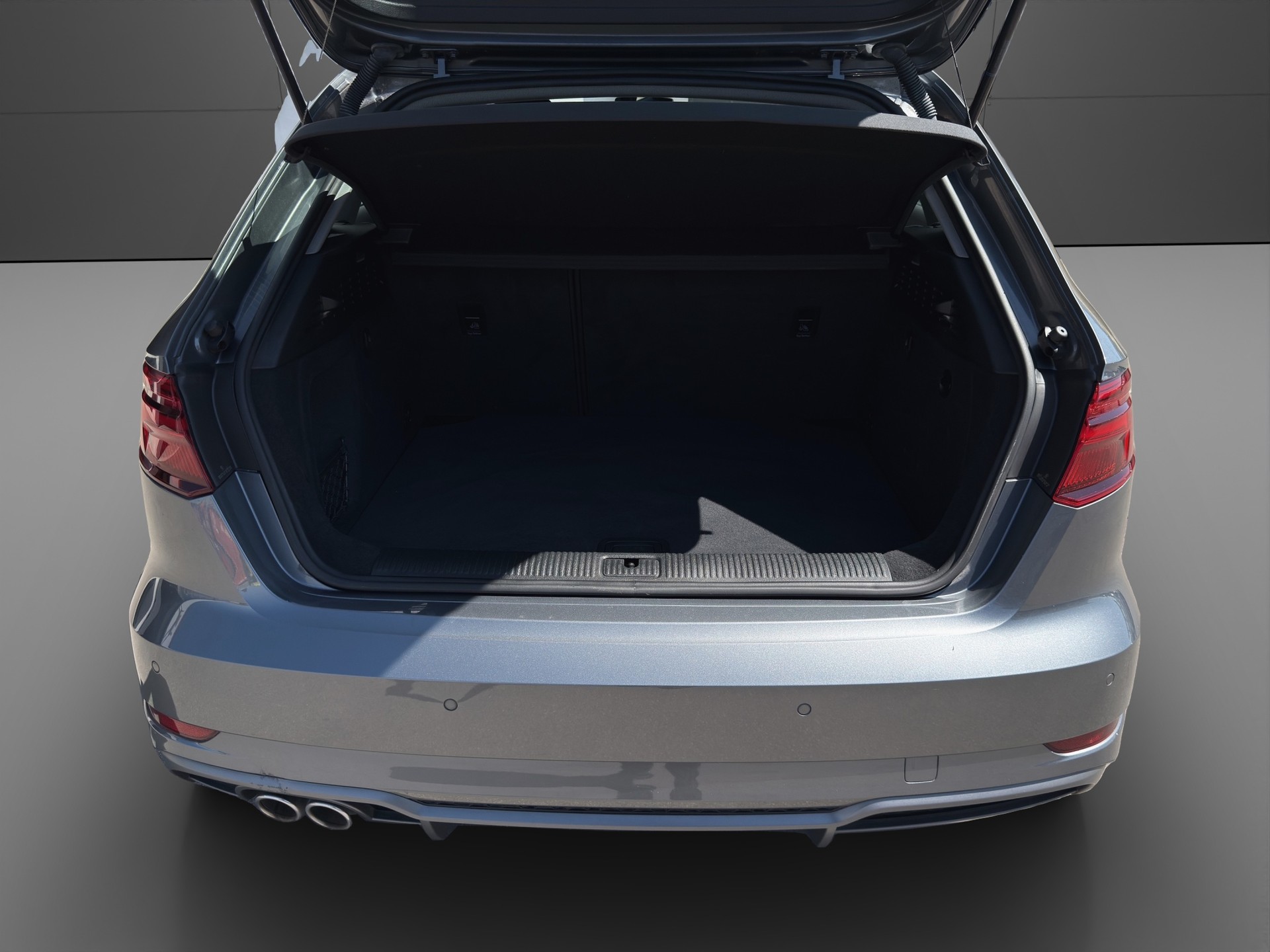 AUDI A3 Sportback 2.0 TDI Sport S-tronic quattro S Line-image-3