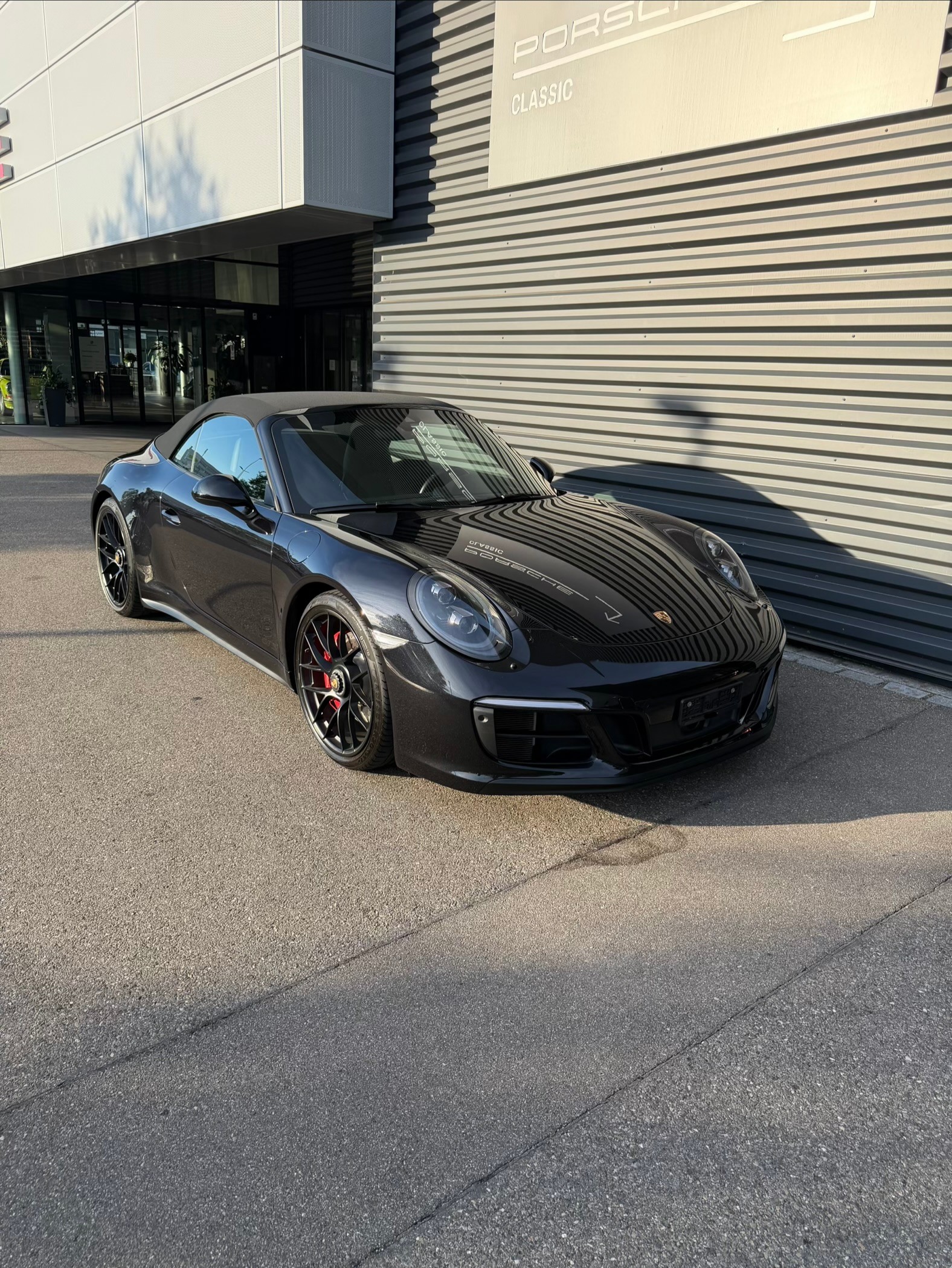 PORSCHE 3.0 Carrera 4 GTS PDK-image-2