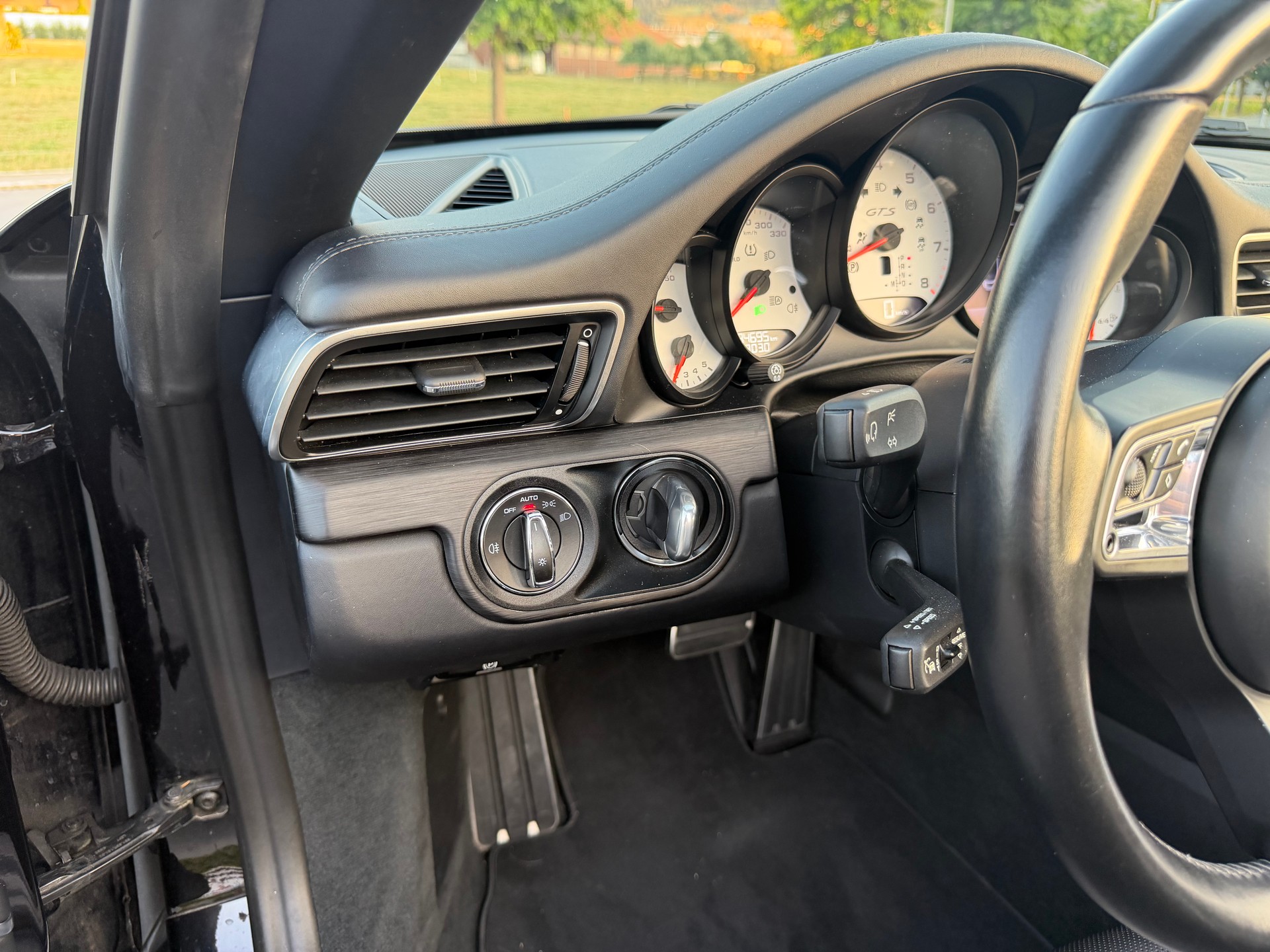 PORSCHE 3.0 Carrera 4 GTS PDK-image-13
