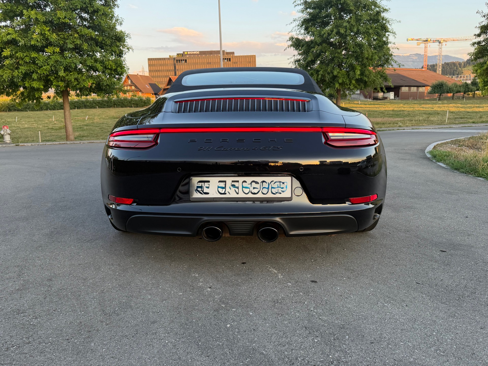 PORSCHE 3.0 Carrera 4 GTS PDK-image-4
