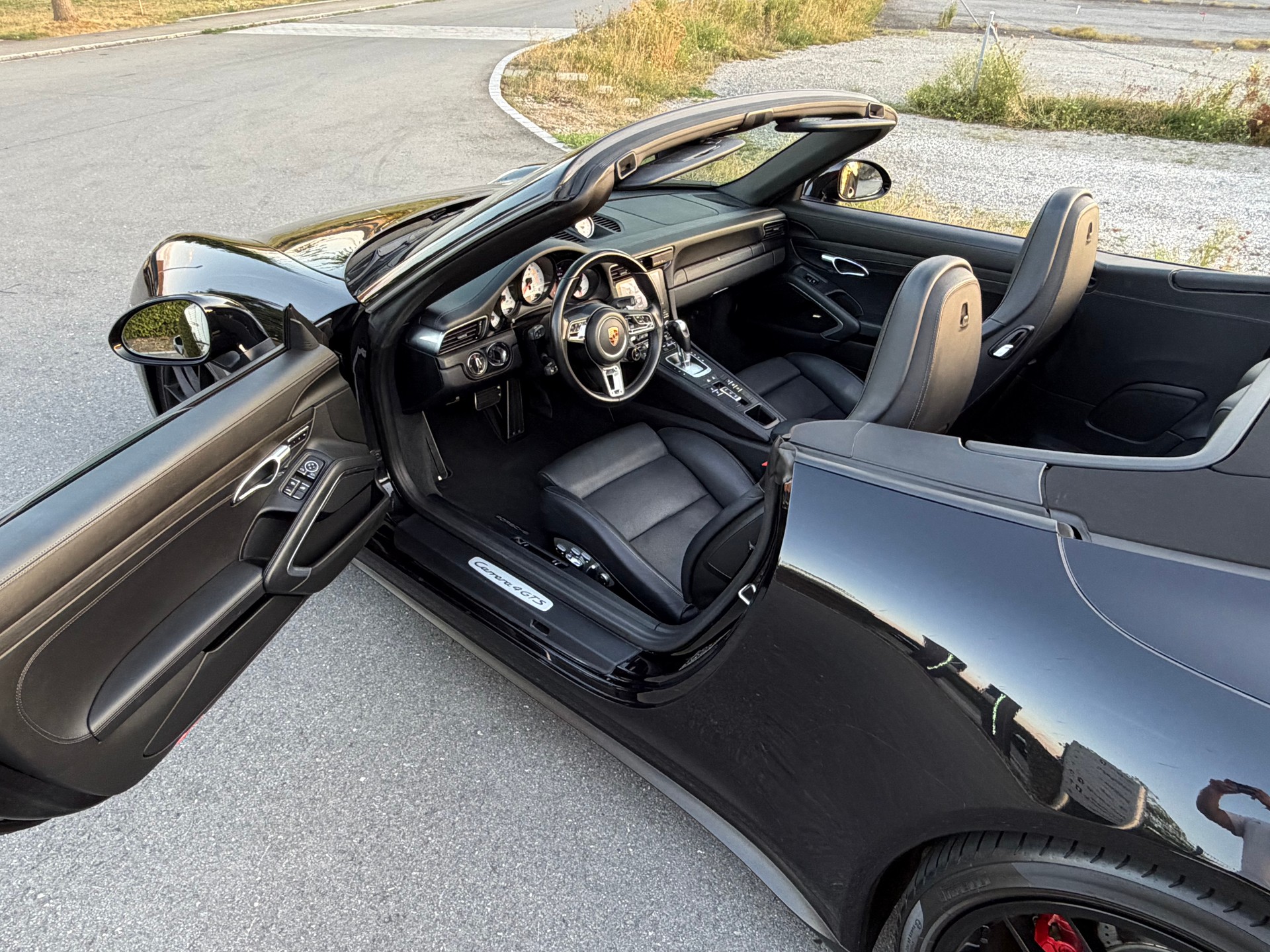 PORSCHE 3.0 Carrera 4 GTS PDK-image-8