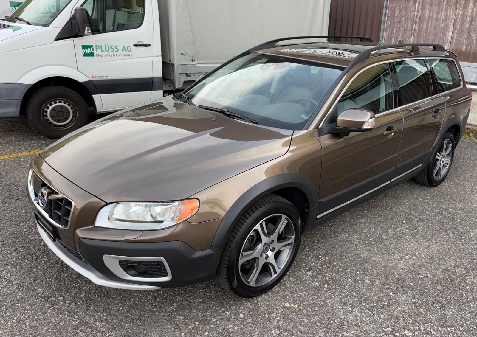 VOLVO XC70 D5 AWD Summum Geartronic MFK 05.2025-image-2