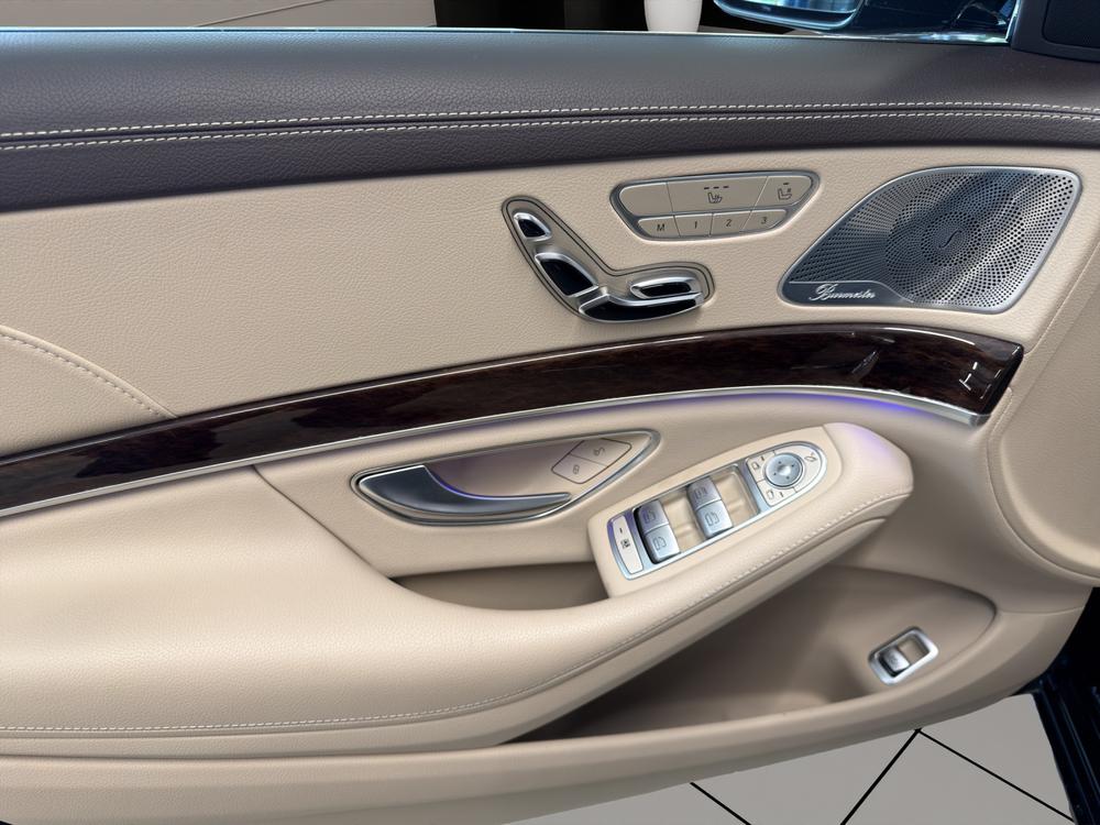 MERCEDES-BENZ S 560 L-image-13