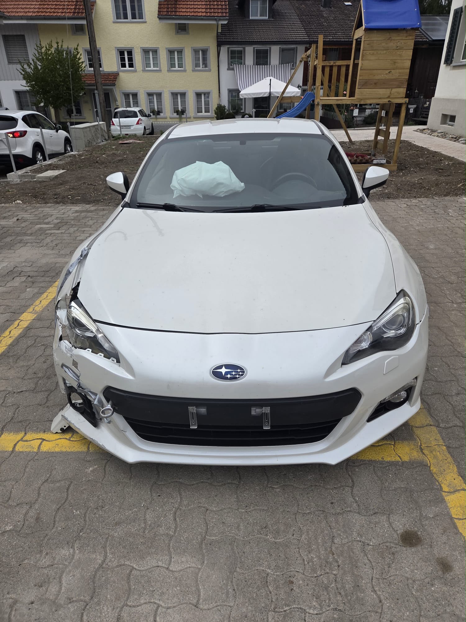 SUBARU BRZ 2.0R-image-0
