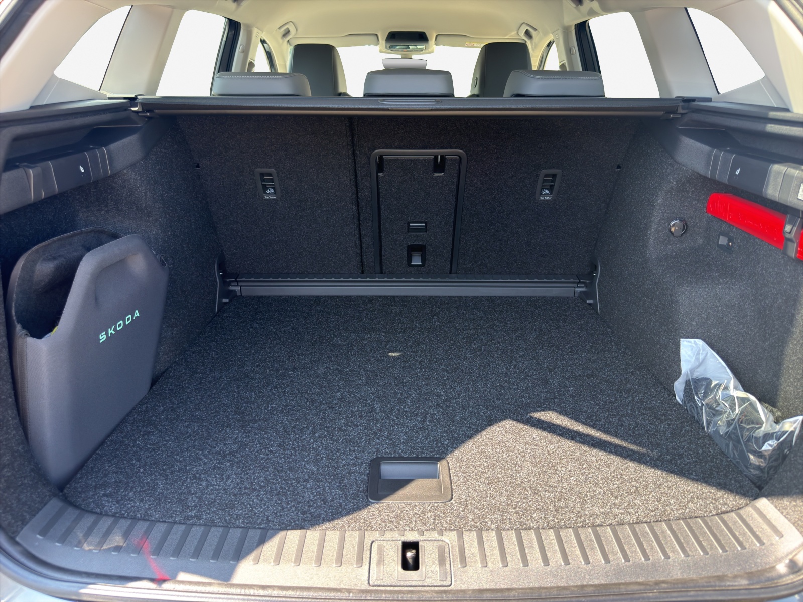 SKODA Enyaq Selection 85 4x2-image-12