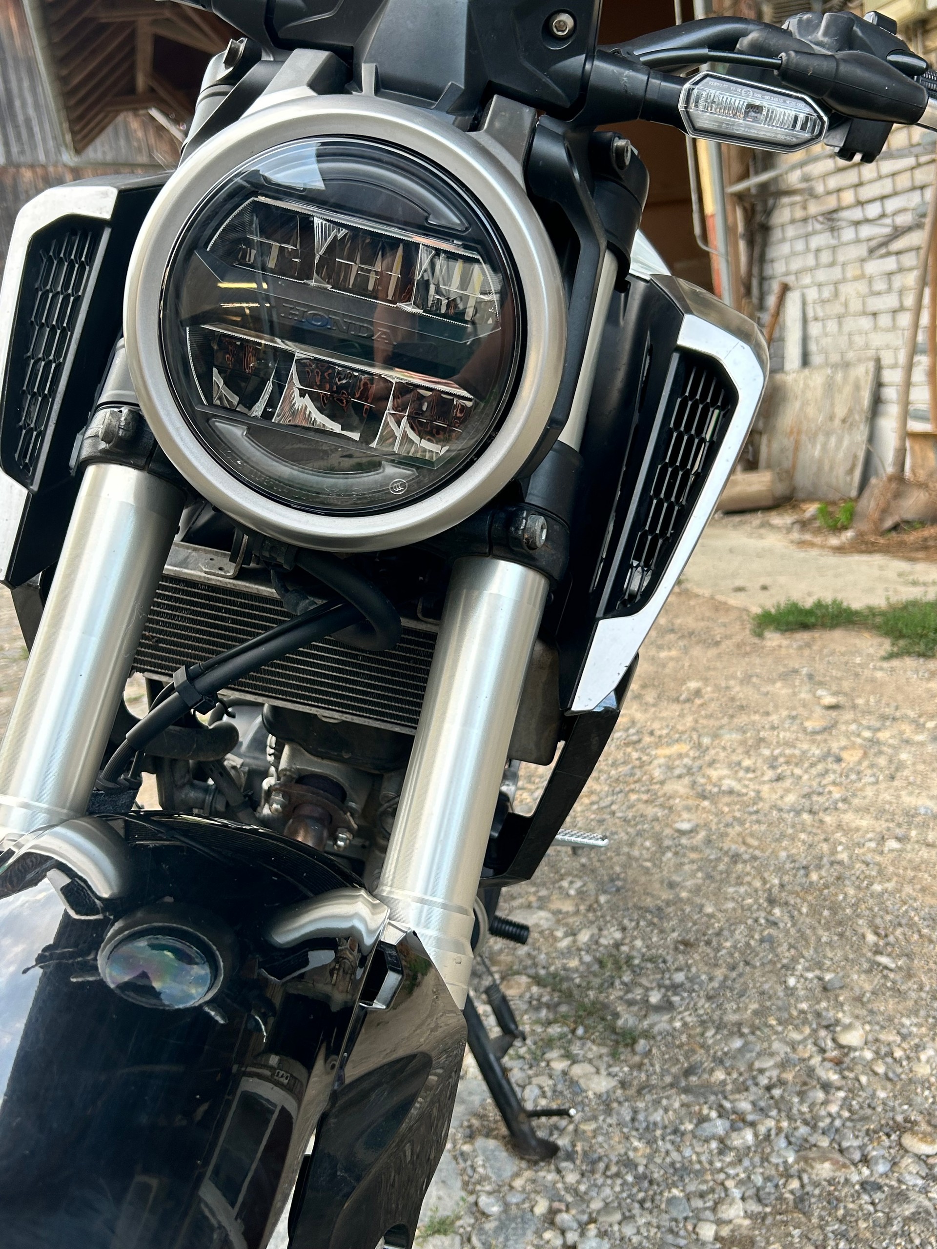 HONDA CB125R 2018-image-4
