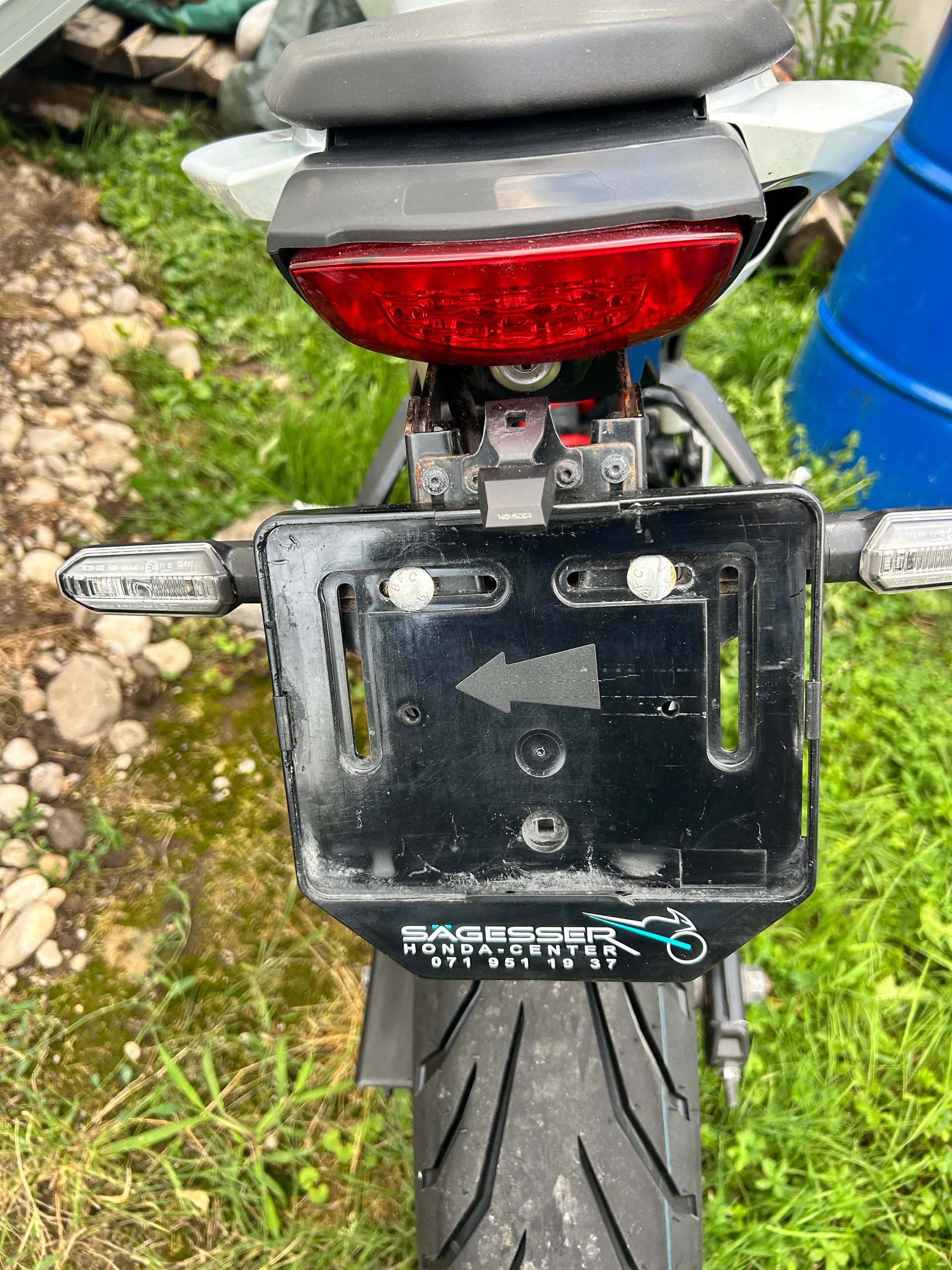 HONDA CB125R 2018-image-6