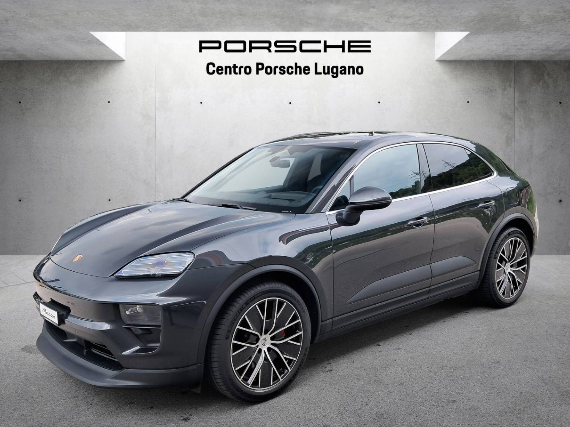 PORSCHE Macan 4S-image-8