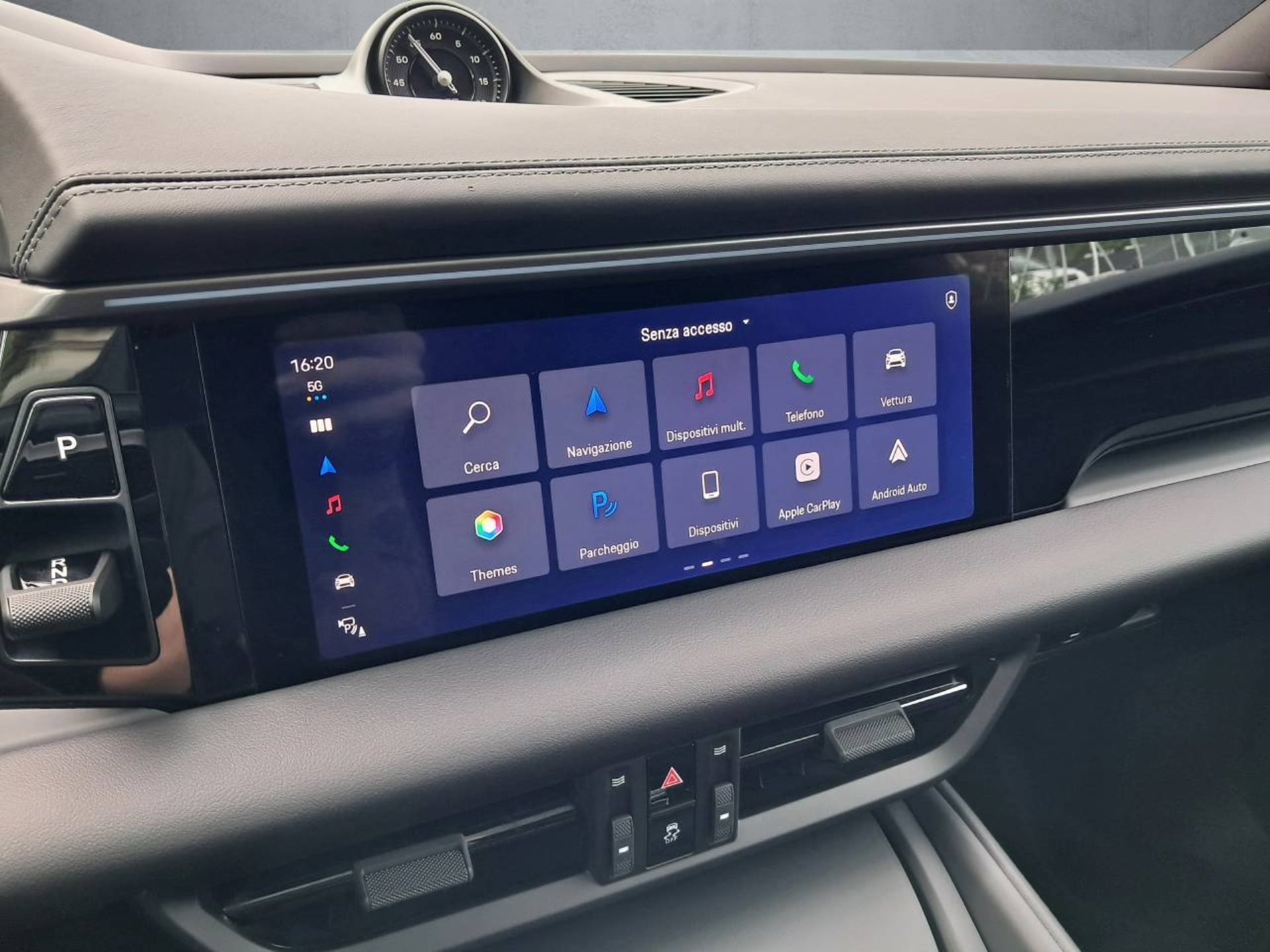 PORSCHE Macan 4S-image-19