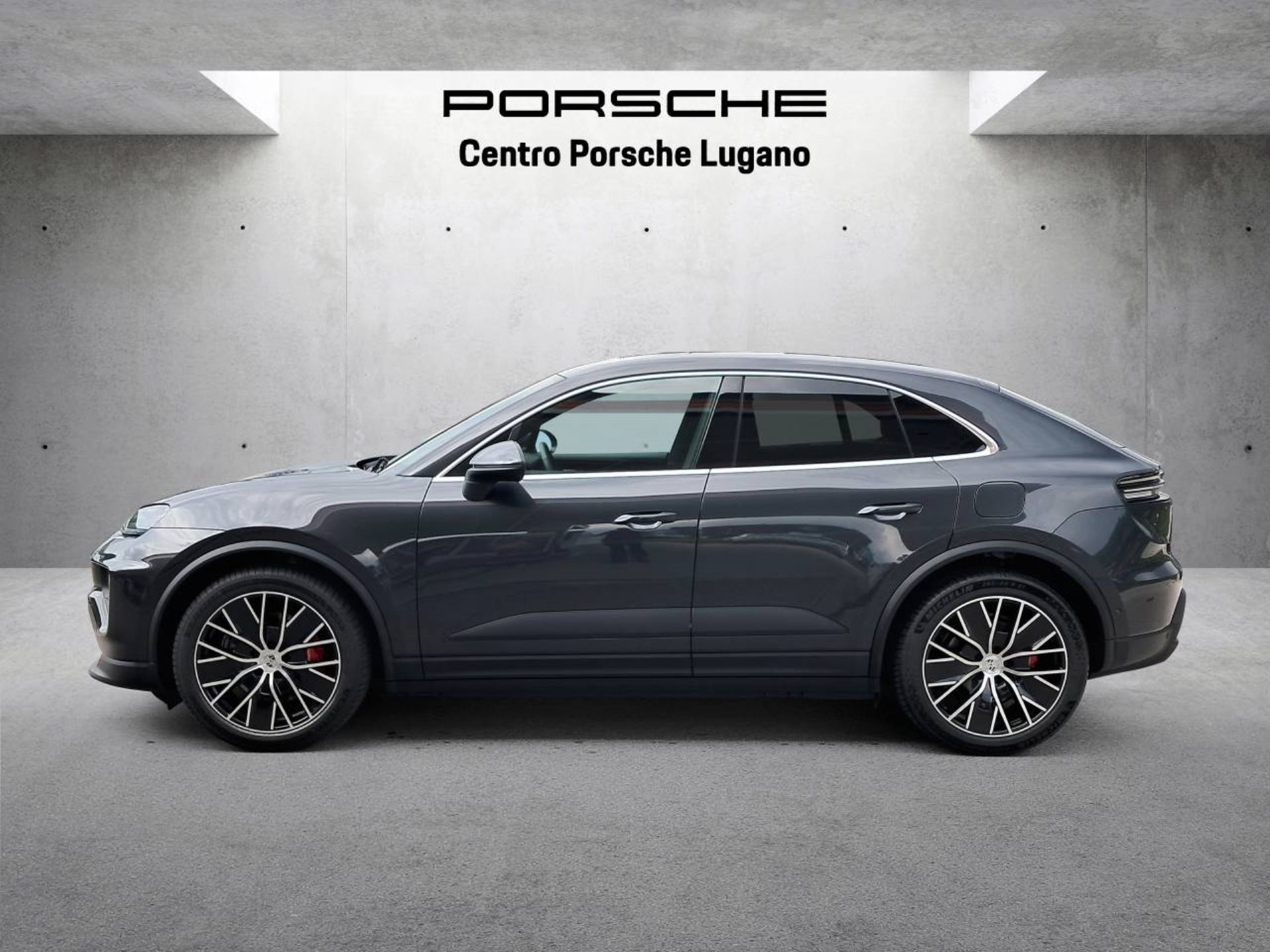 PORSCHE Macan 4S-image-1