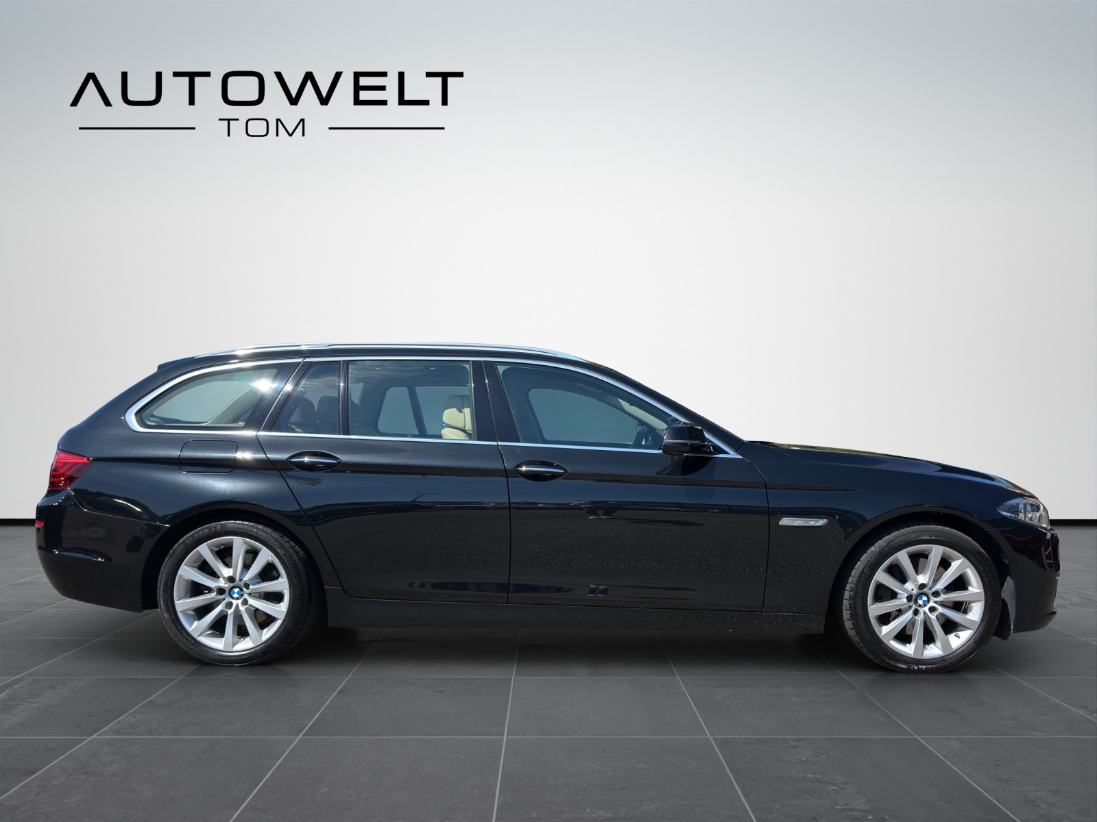 BMW 528i Touring xDrive Luxury Line Steptronic *frisch ab MFK*-image-5