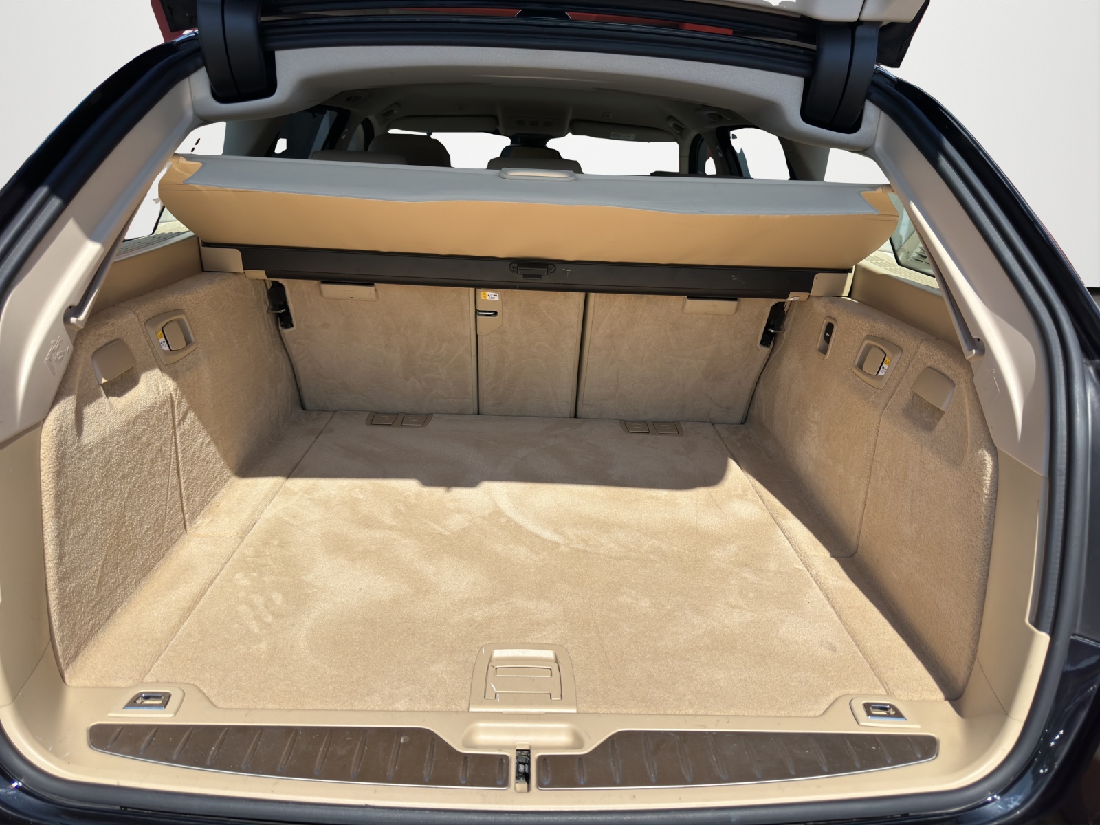 BMW 528i Touring xDrive Luxury Line Steptronic *frisch ab MFK*-image-14