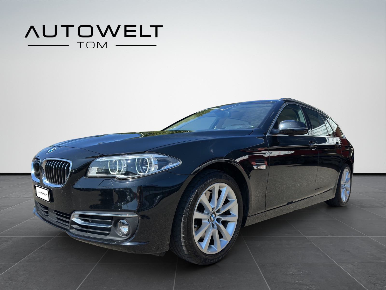 BMW 528i Touring xDrive Luxury Line Steptronic *frisch ab MFK*-image-0