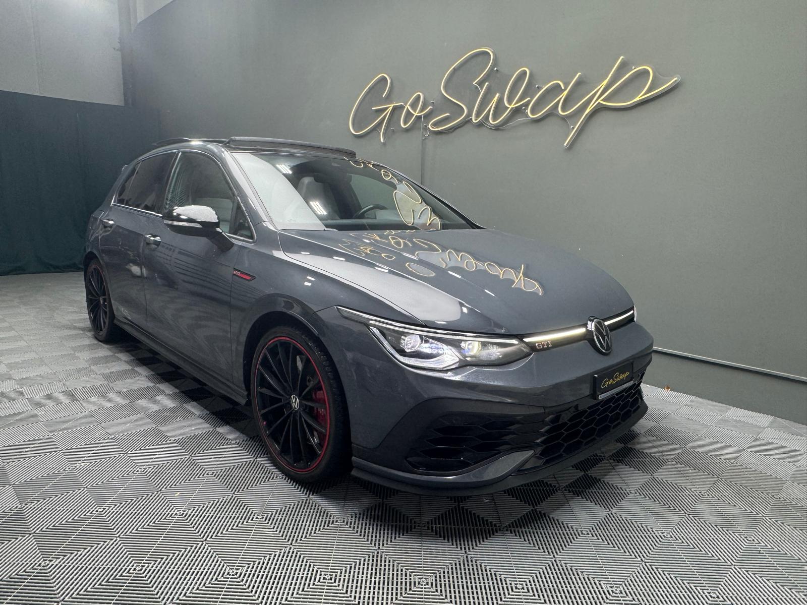 VW Golf 2.0 TSI GTI Clubsport 45 DSG - Toit ouvrant - Akrapovic
