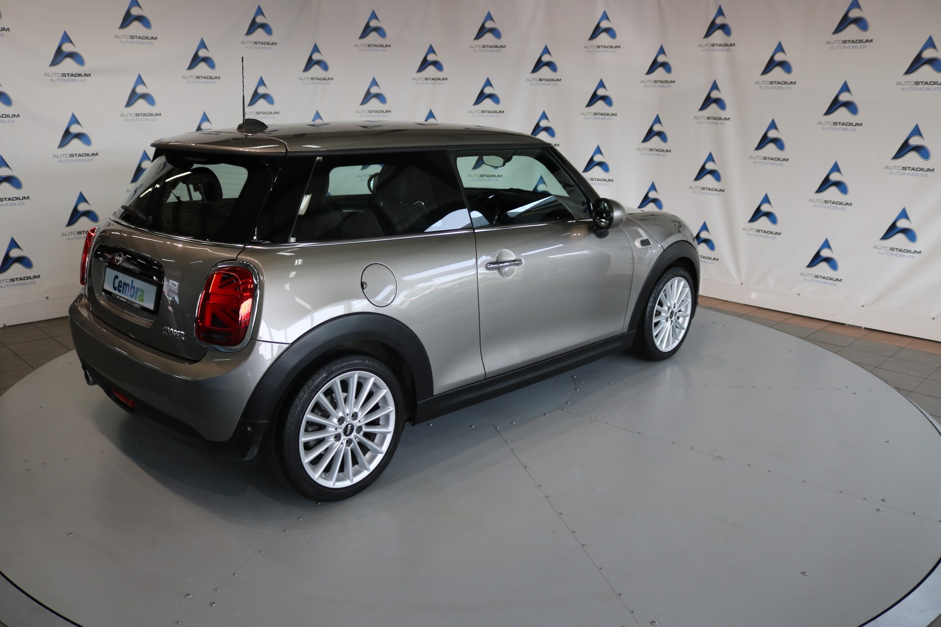 MINI Cooper Steptronic DKG-image-28