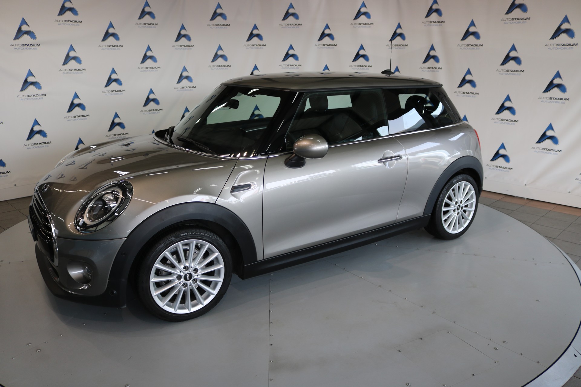 MINI Cooper Steptronic DKG-image-13