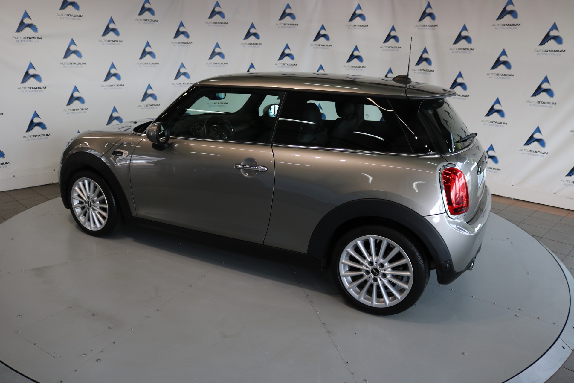 MINI Cooper Steptronic DKG-image-18