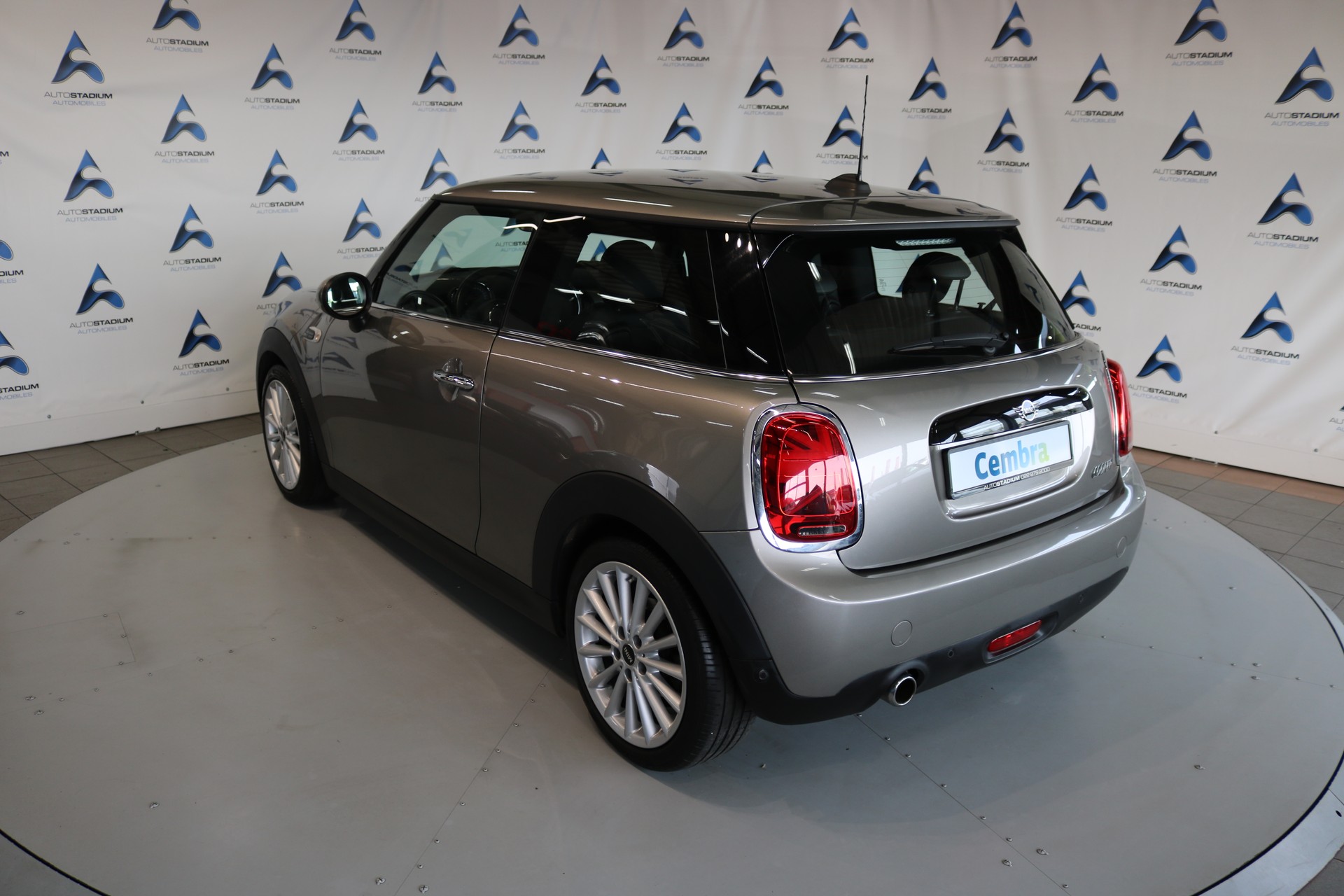 MINI Cooper Steptronic DKG-image-21