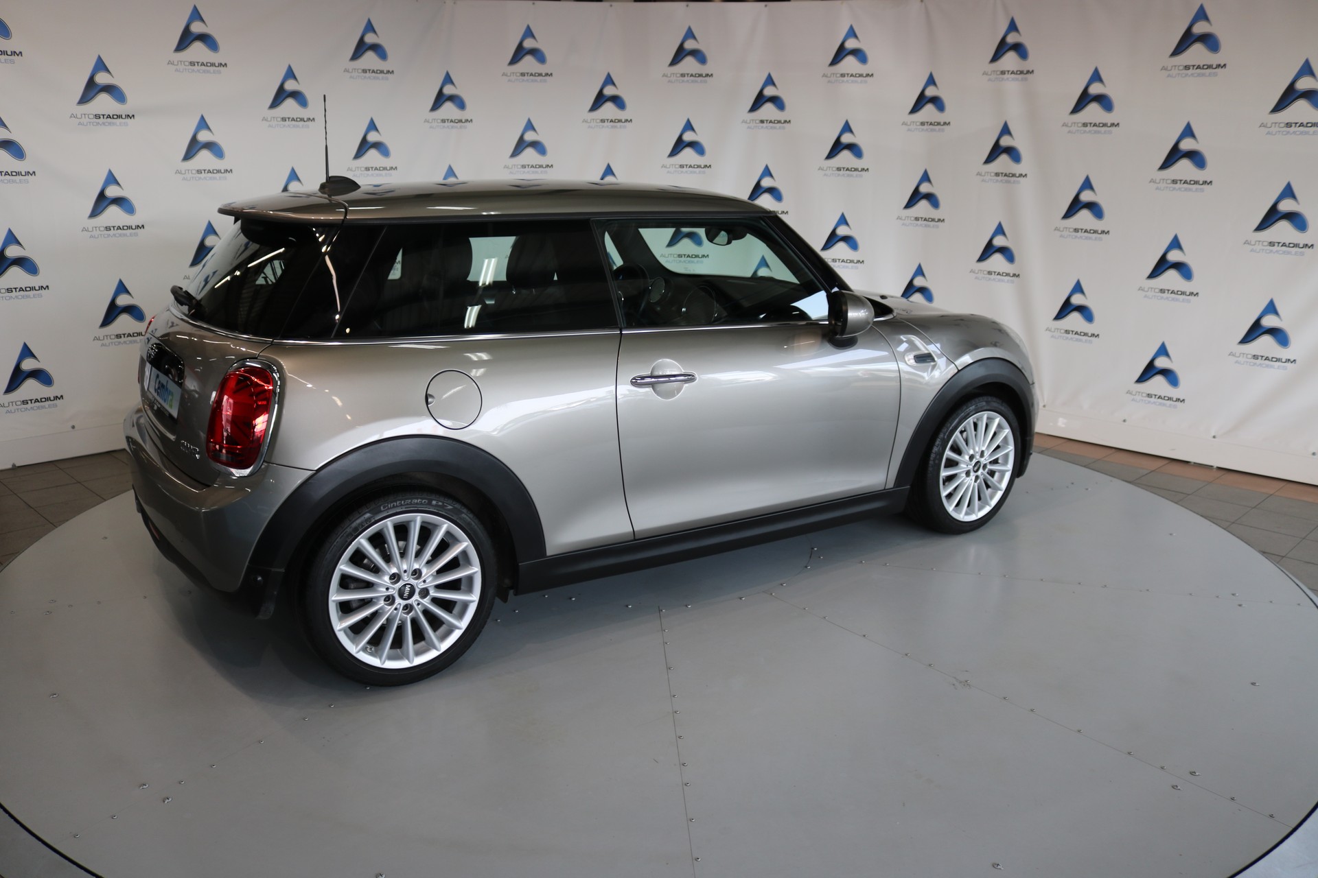 MINI Cooper Steptronic DKG-image-29
