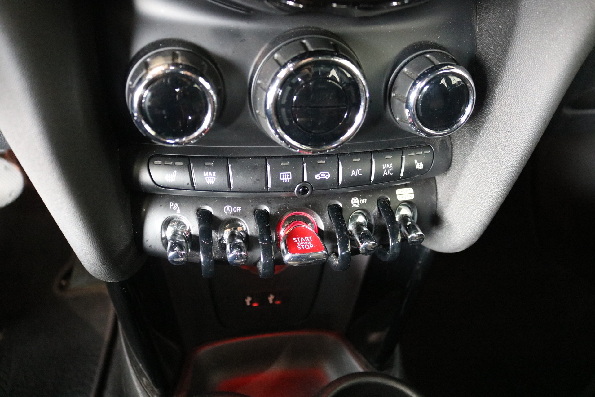 MINI Cooper Steptronic DKG-image-45