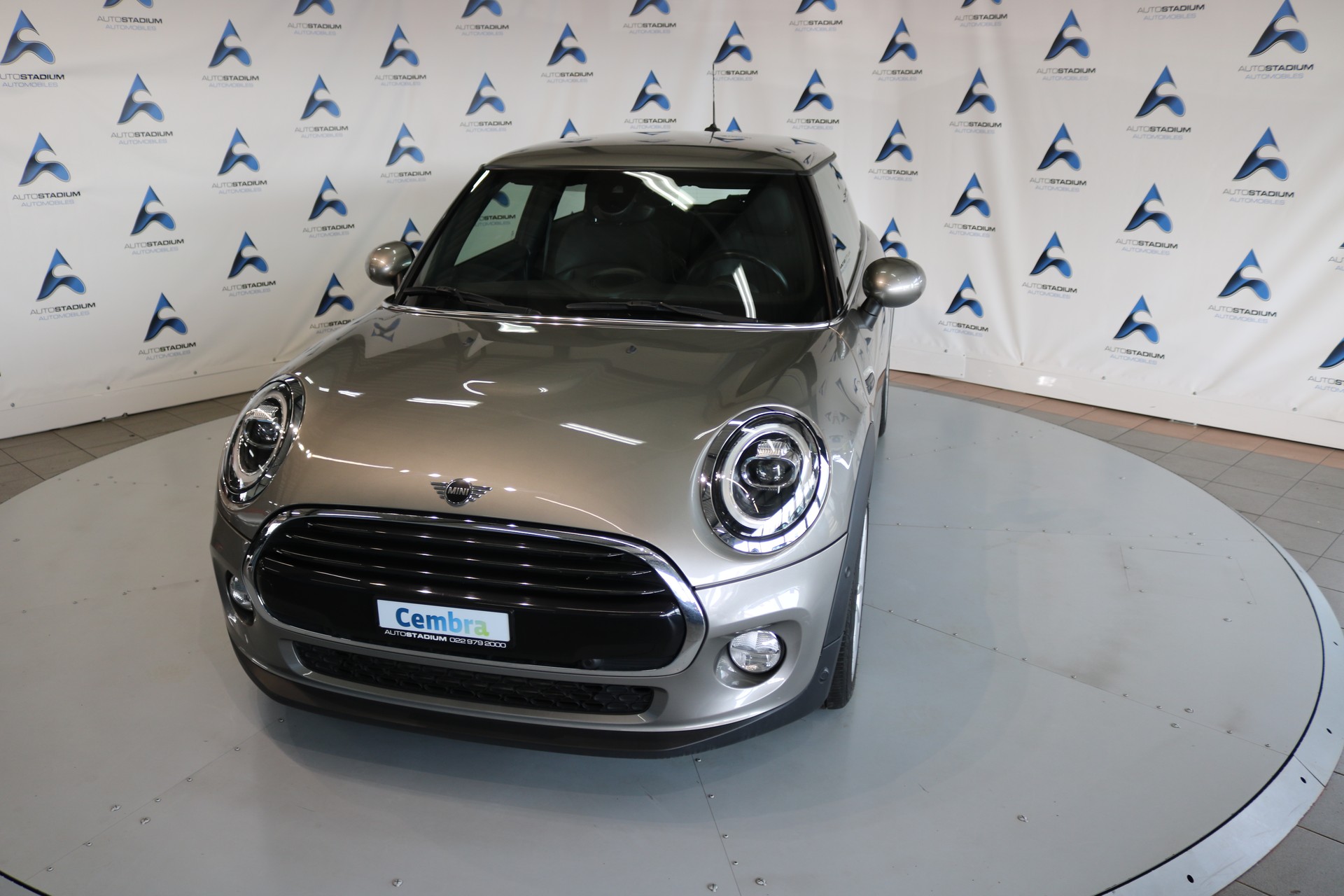 MINI Cooper Steptronic DKG-image-9