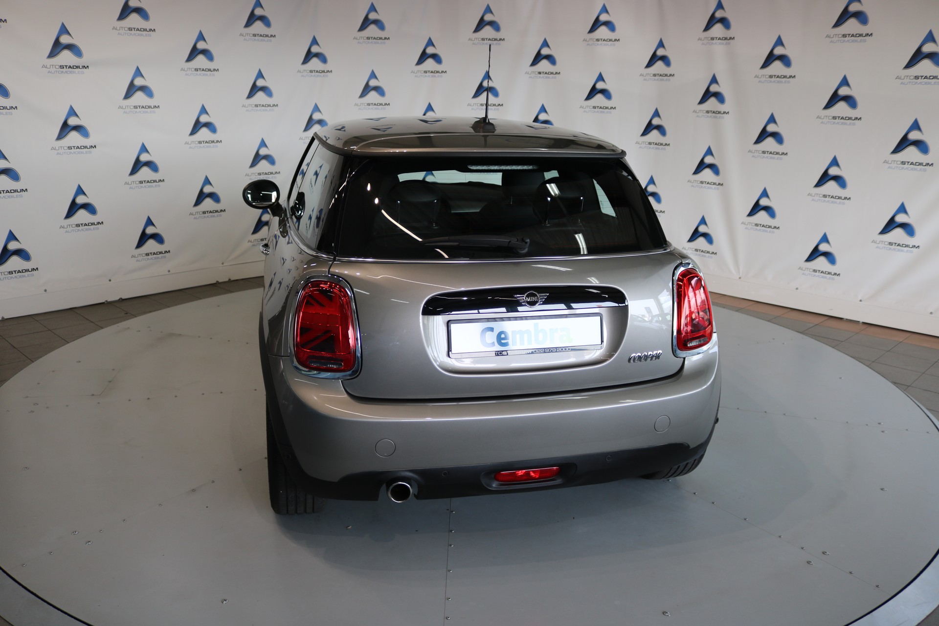 MINI Cooper Steptronic DKG-image-24