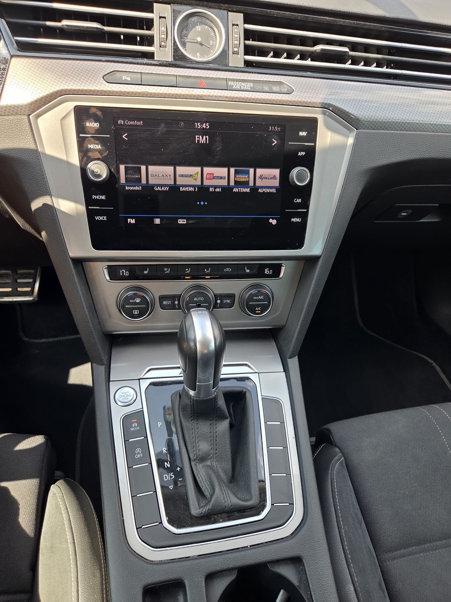 VW Passat Alltrack 2.0 TDI BMT 4Motion DSG-image-11