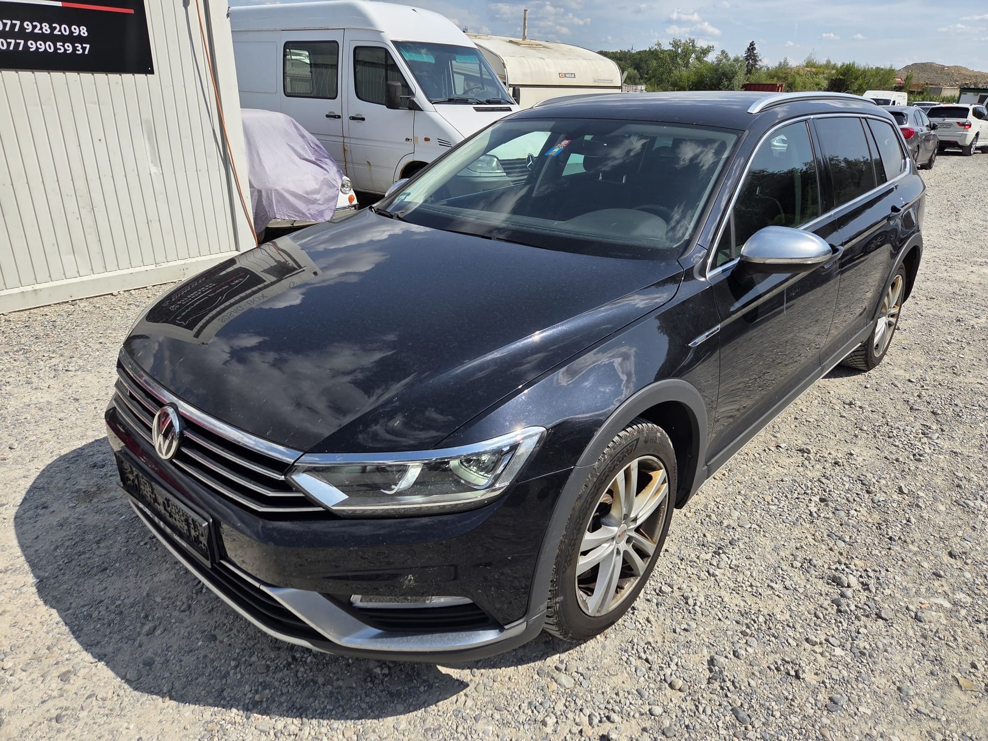 VW Passat Alltrack 2.0 TDI BMT 4Motion DSG-image-0