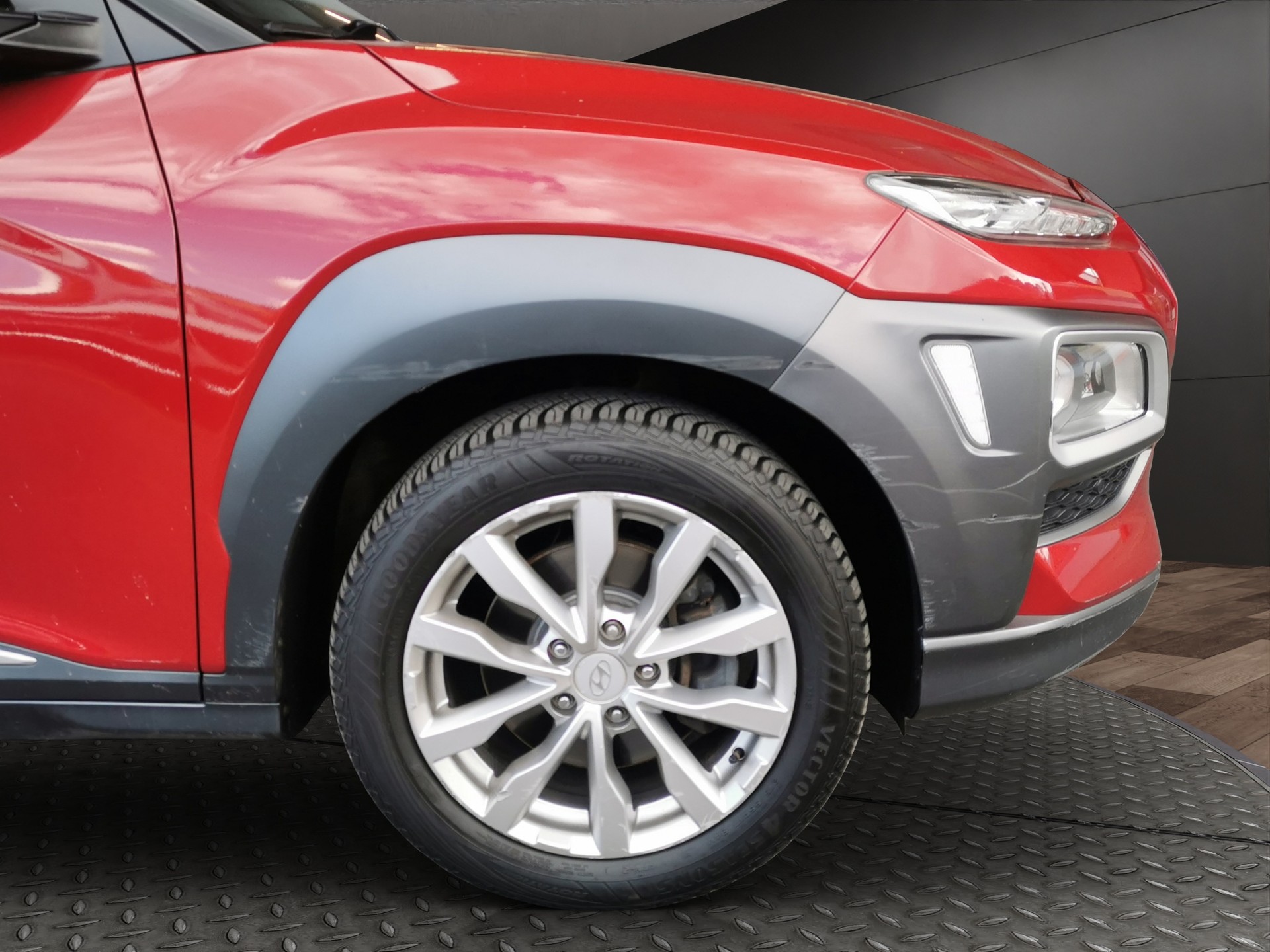 HYUNDAI Kona 1.6 CRDI Vertex 4WD DCT-image-3