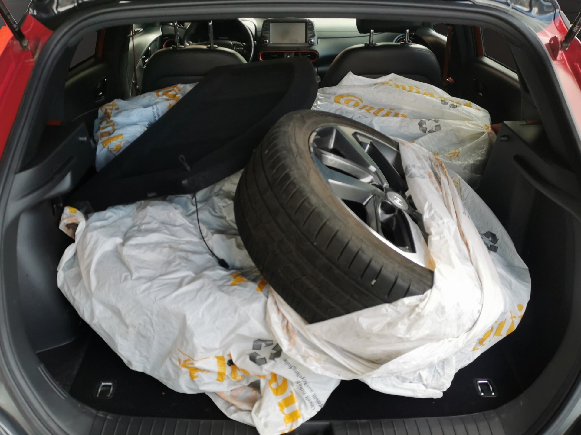 HYUNDAI Kona 1.6 CRDI Vertex 4WD DCT-image-8